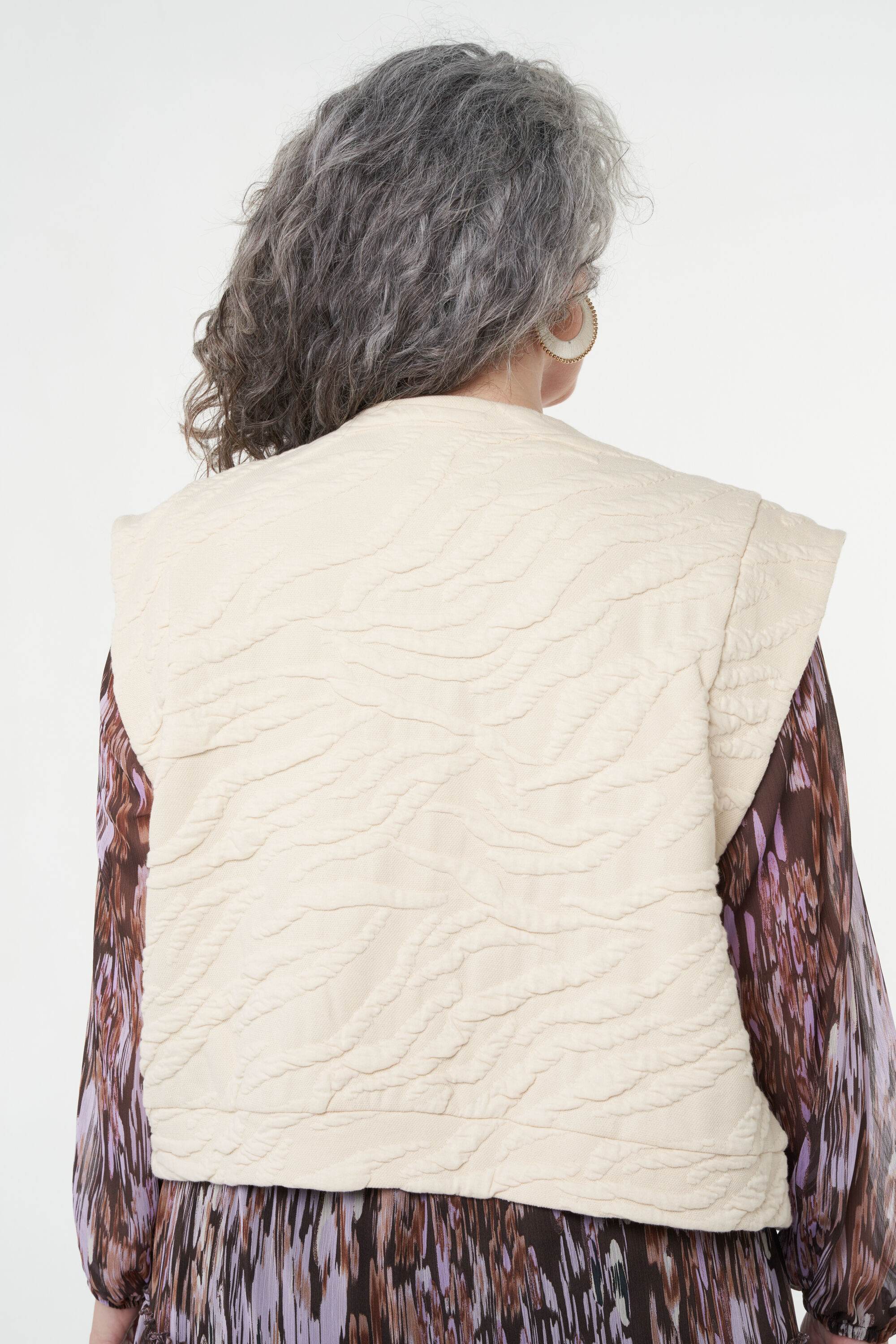 Jacquard gilet  image number 4