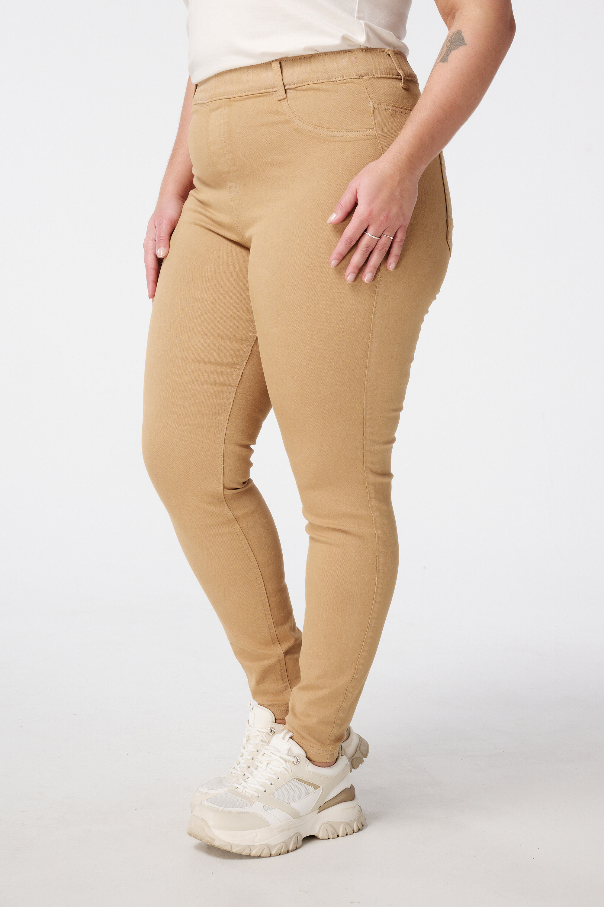 Skinny leg tregging image number 5