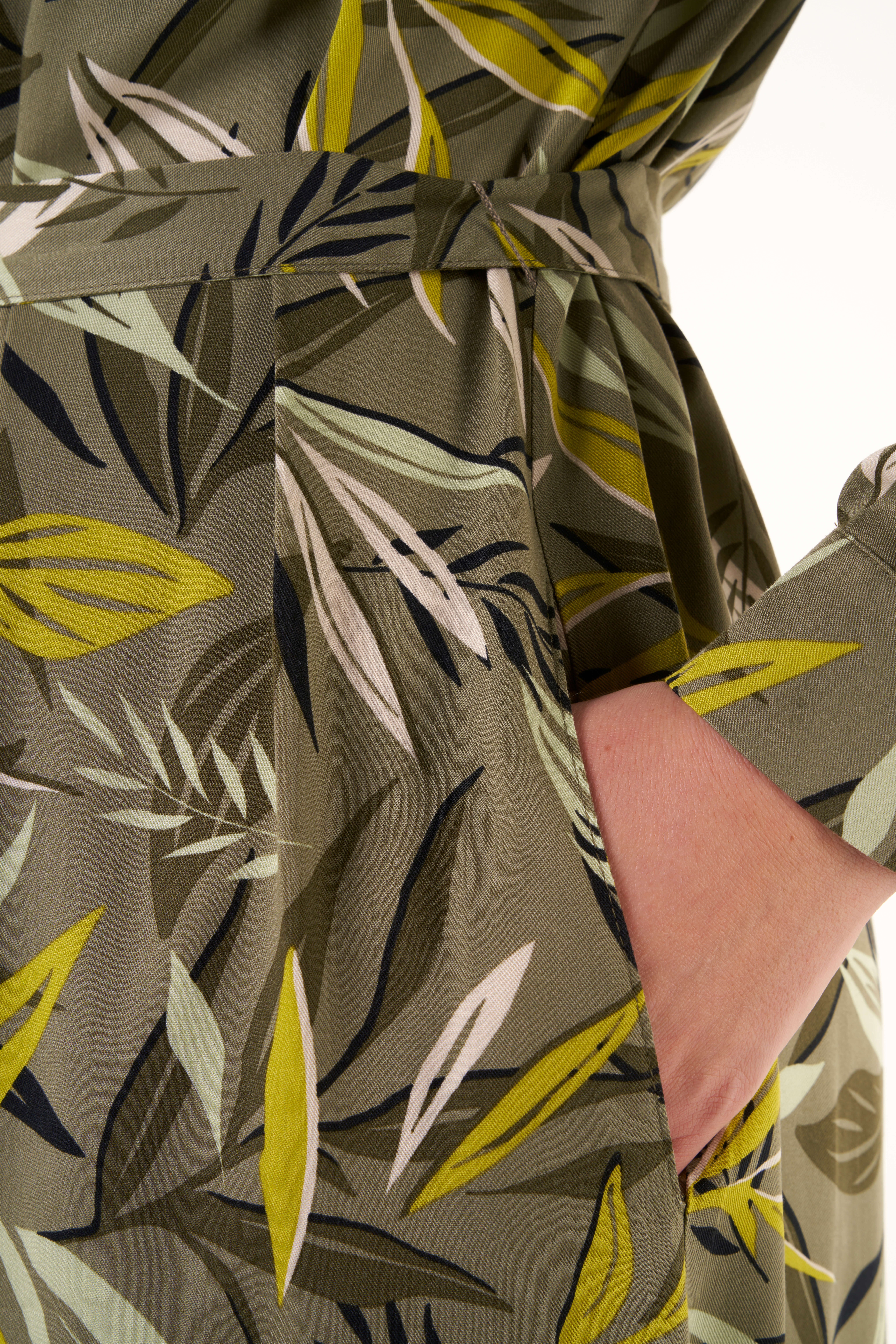 Jurk met zakken image number 5