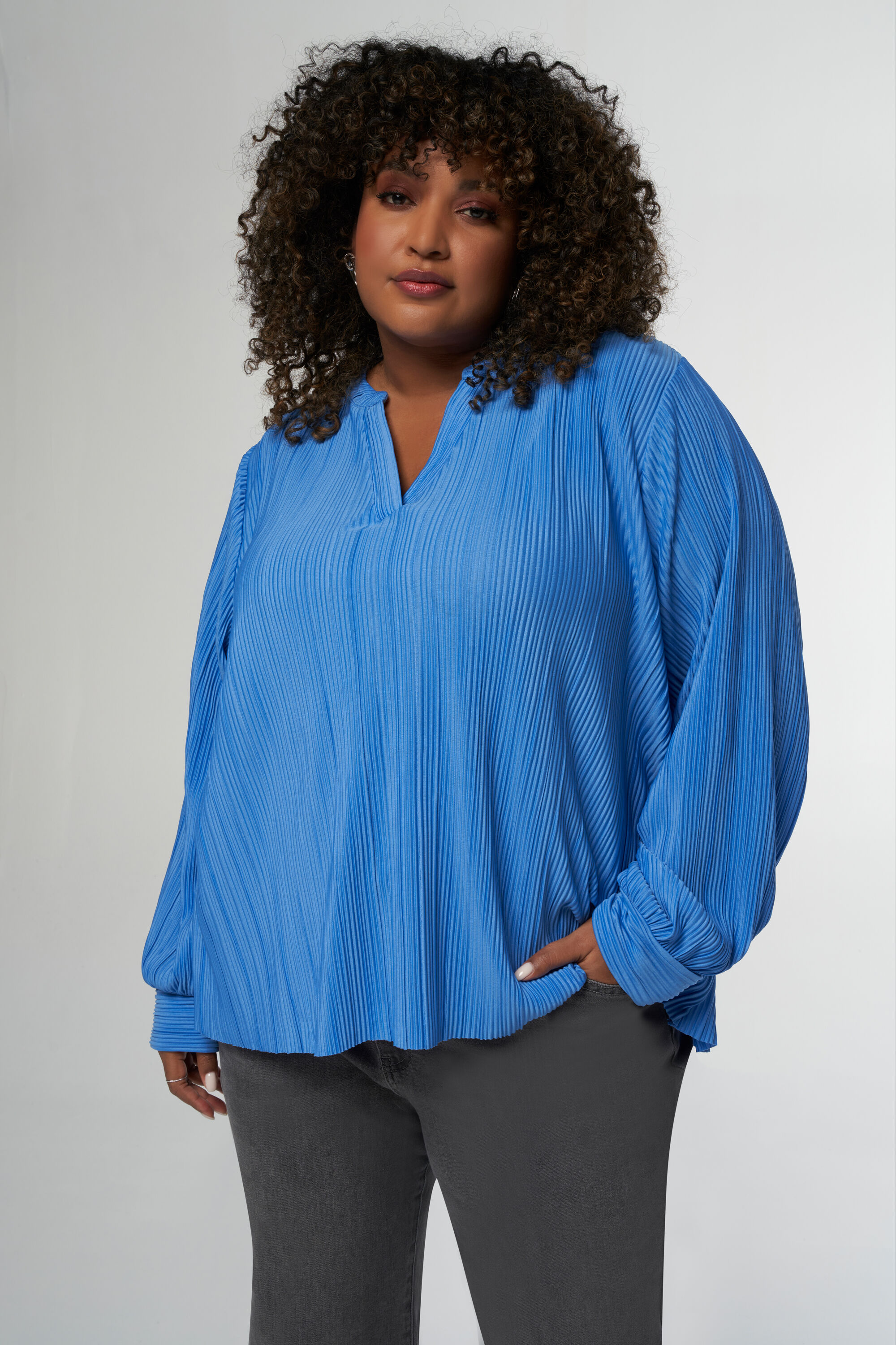 Rechtvallende top met v-hals image number 6