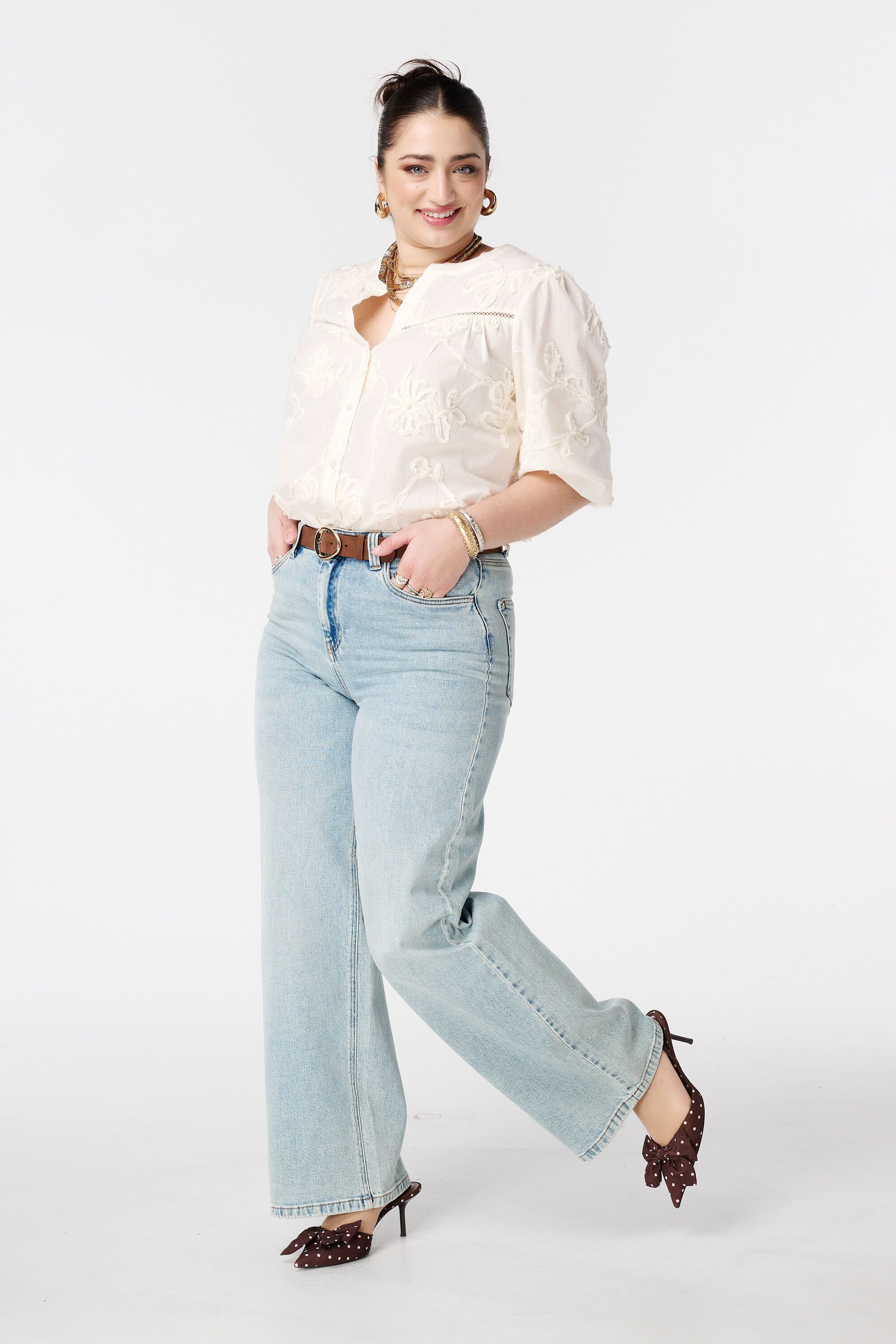 Blouse met geborduurde bloemen image number 5