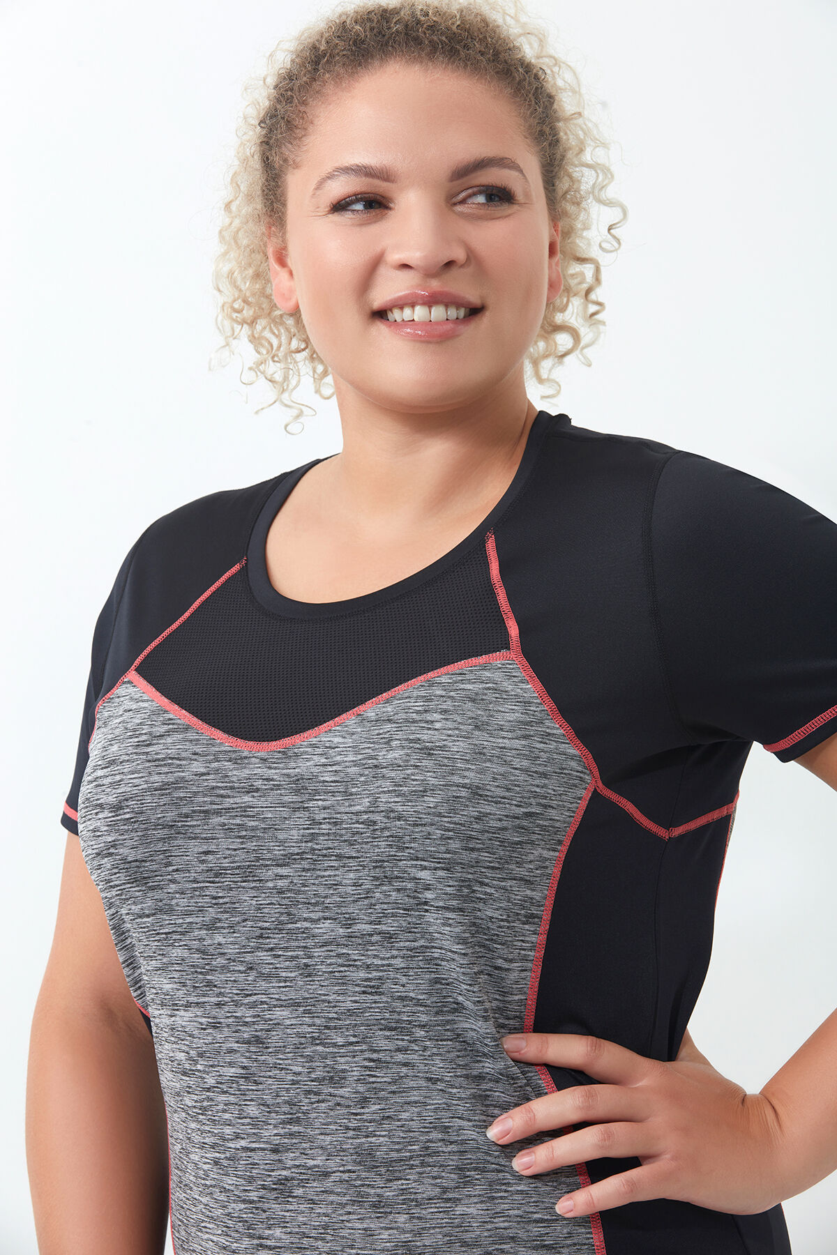 Sporttop met mesh image number 4