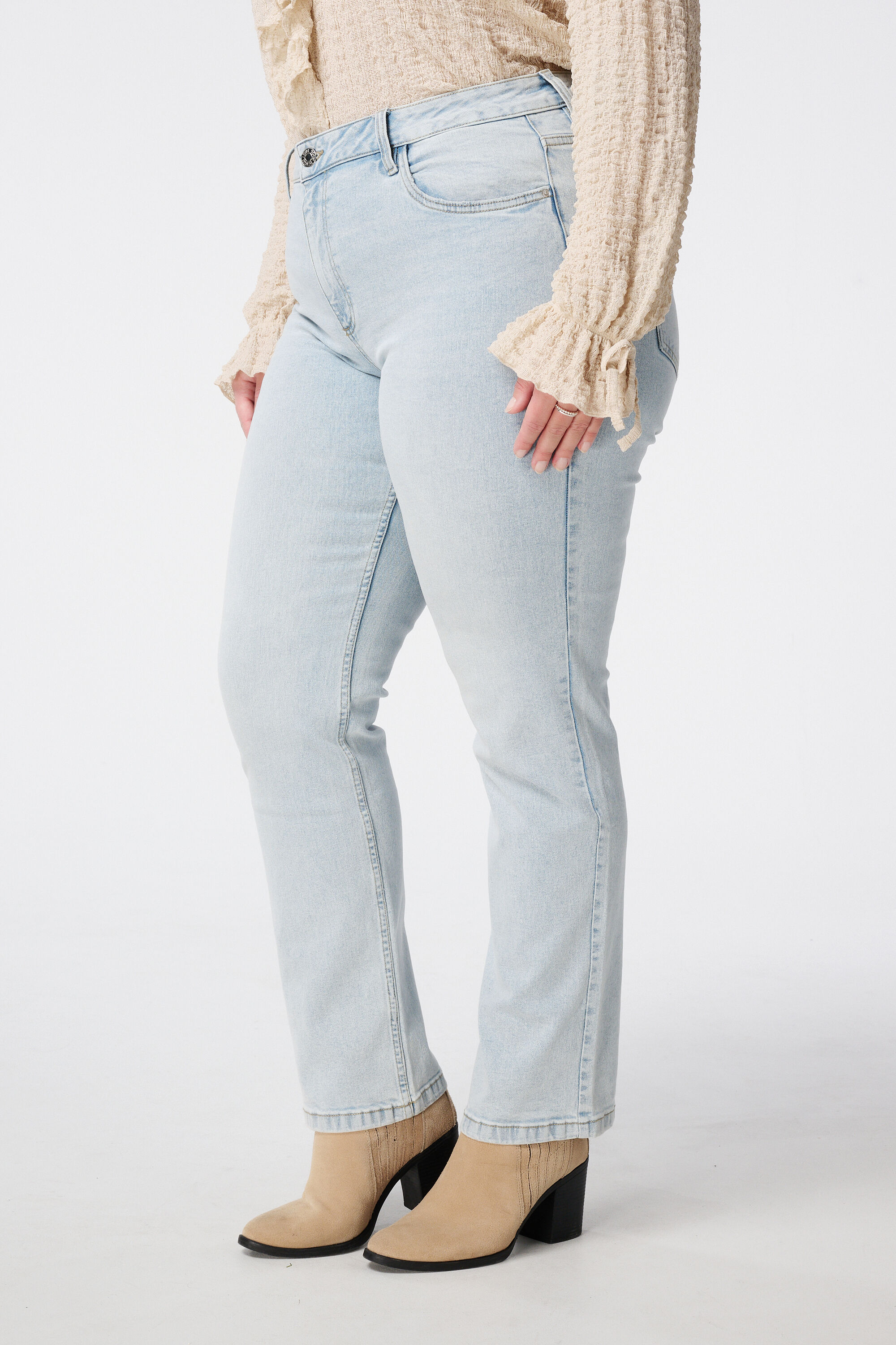Straight leg jeans LILY image number 5