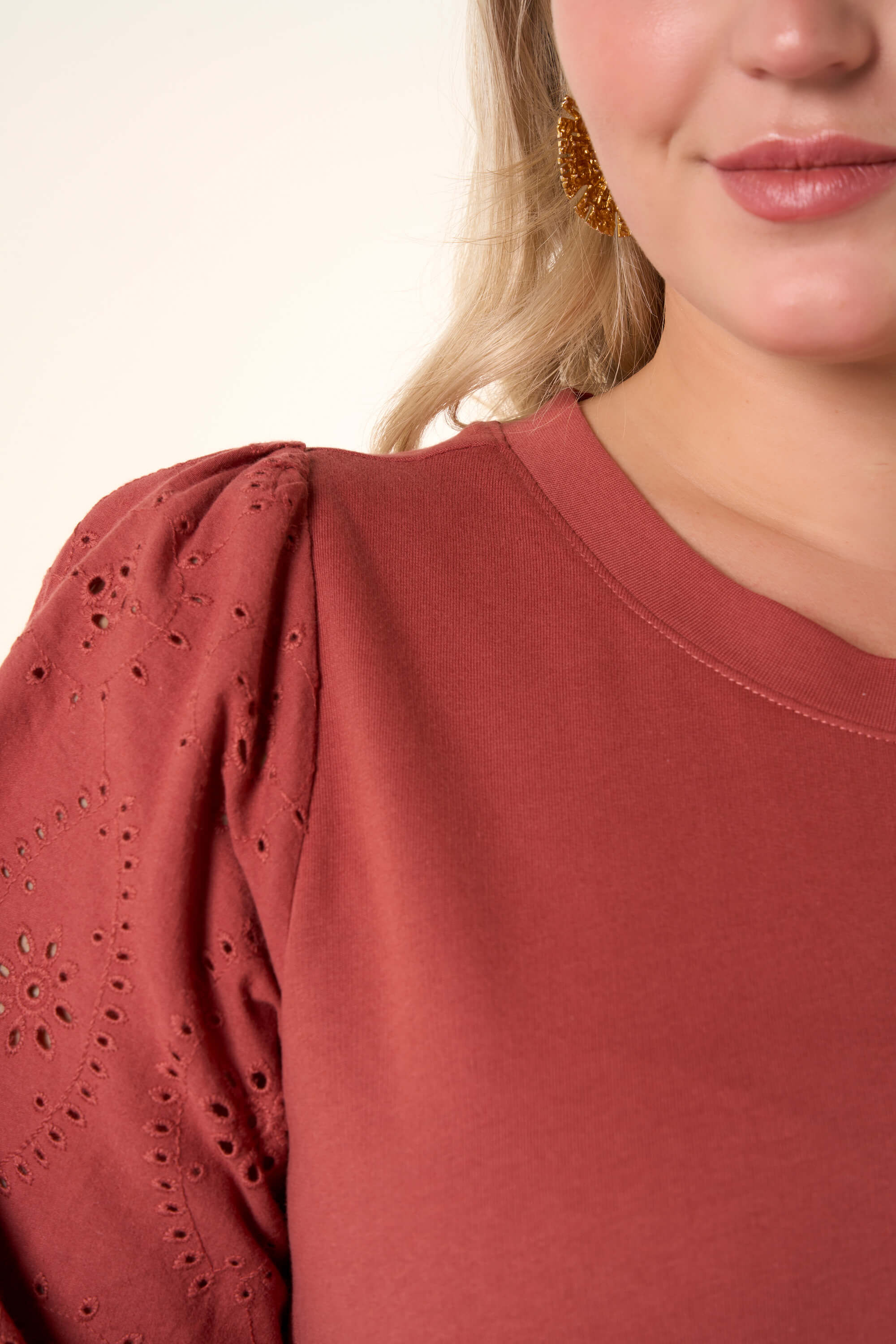 Lange top image number 5