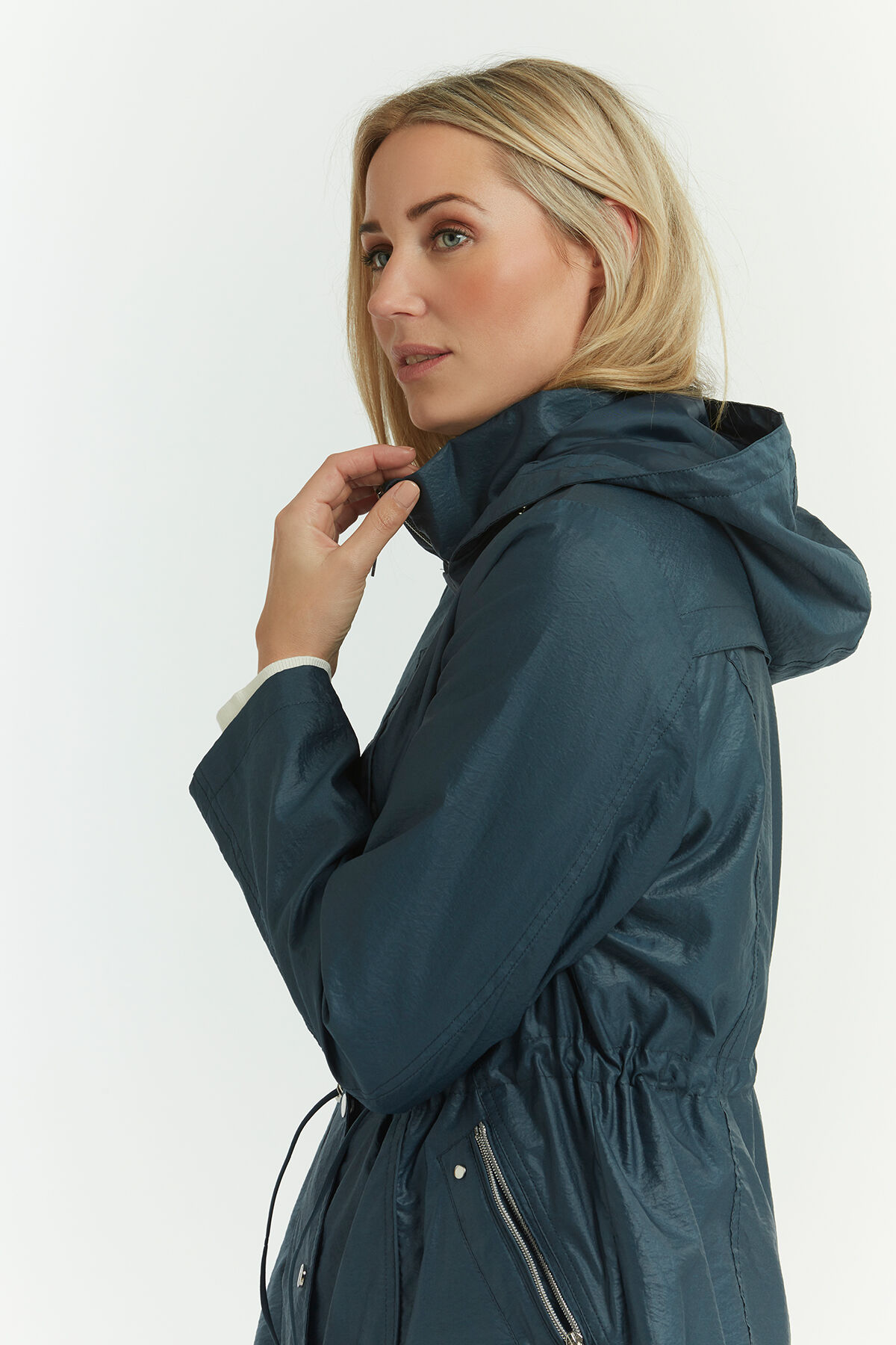 Tussenjas met afritsbare capuchon image number 3