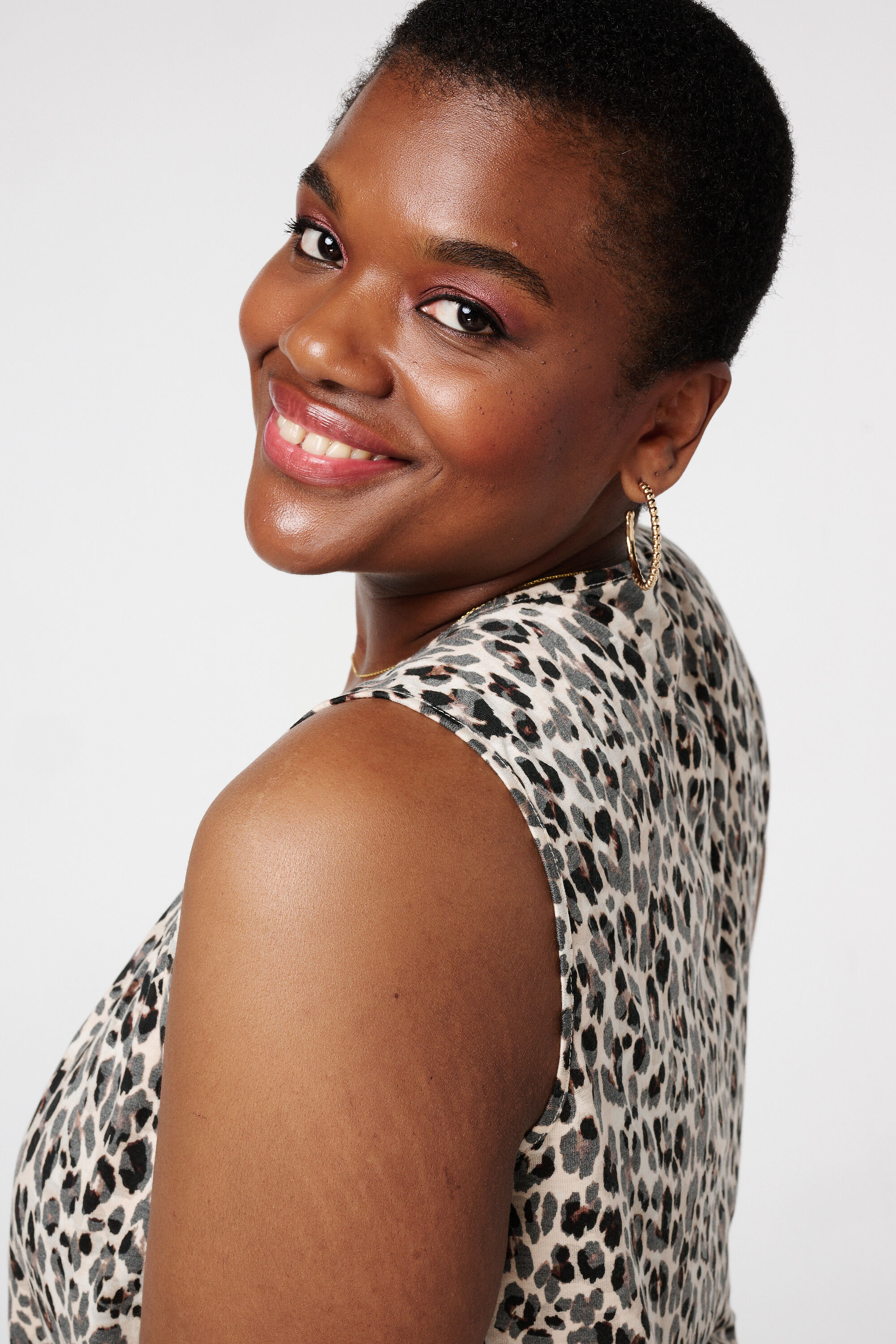 Luchtige top met plooitjes image number 4