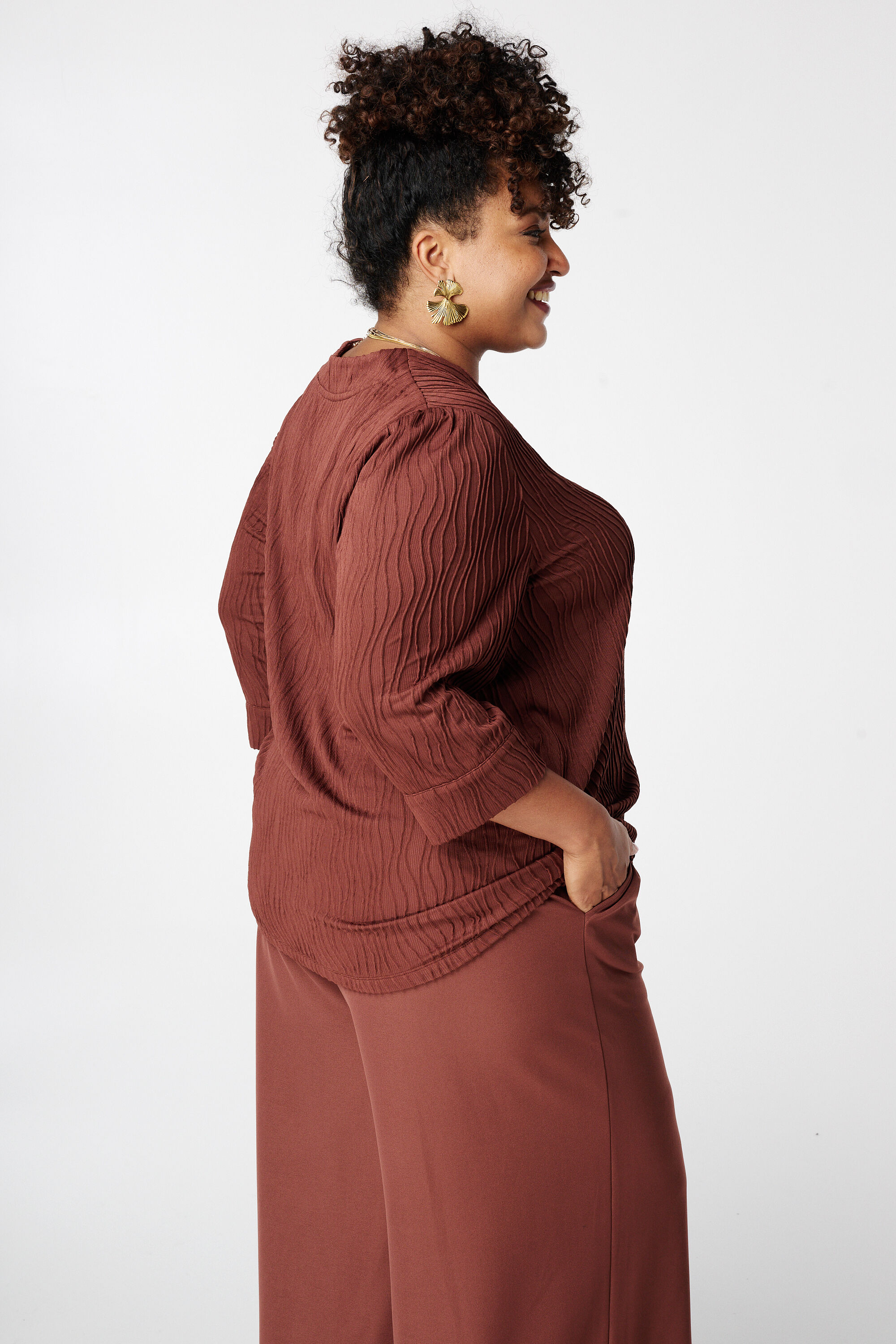 Top met golfende structuur image number 3