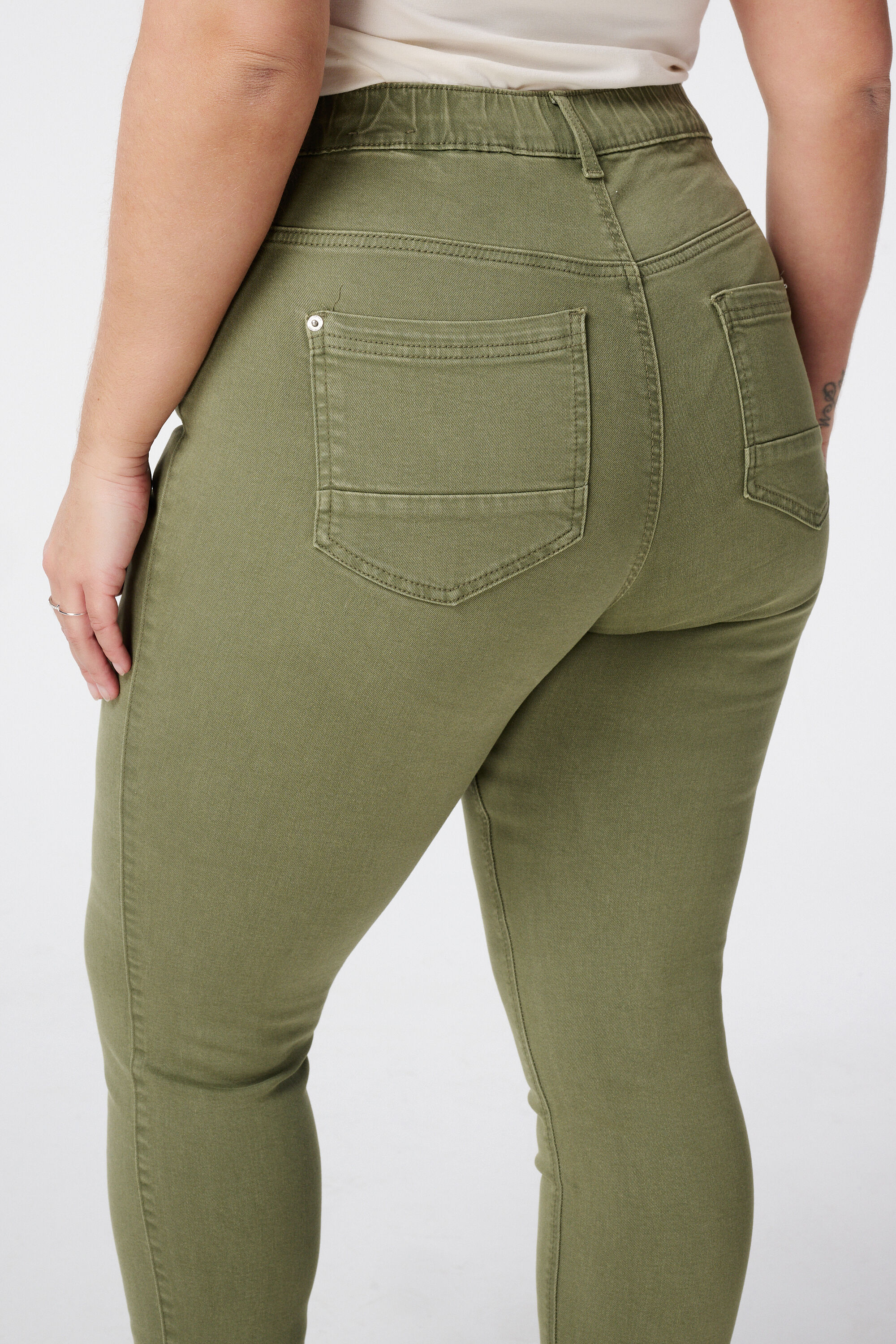 Skinny leg tregging image number 4