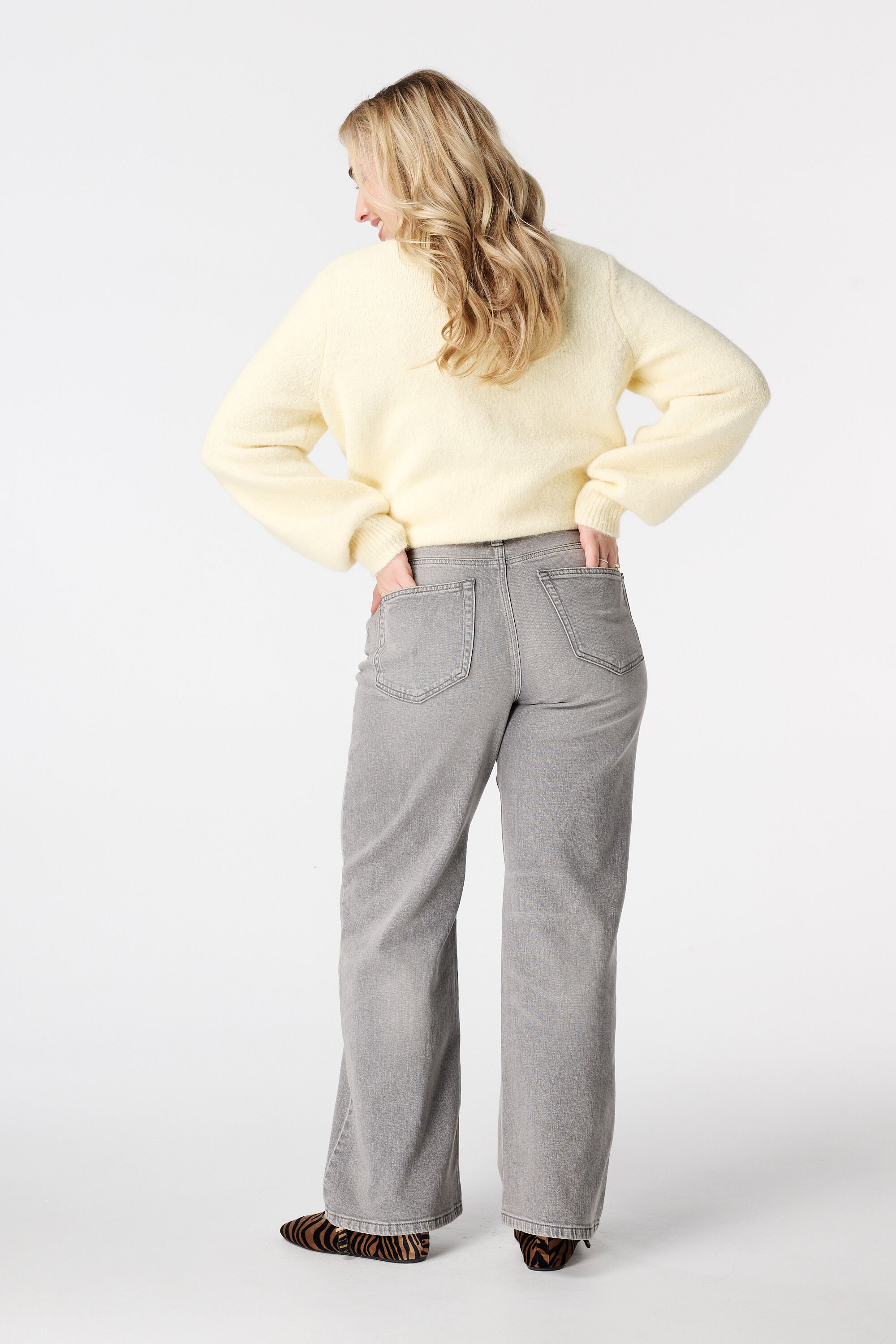 Wide leg jeans IVY image number 3