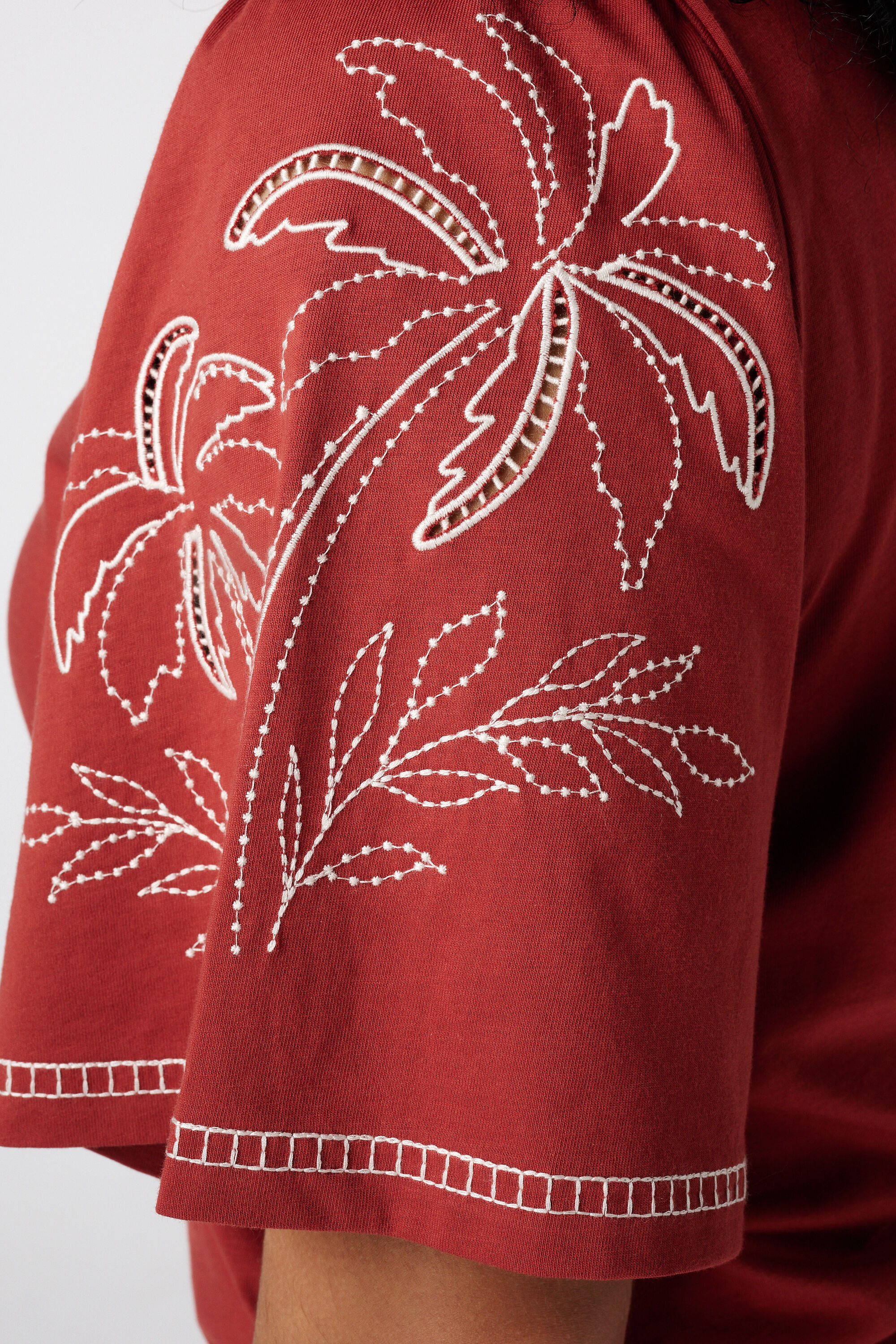 T-shirt met broderie image number 6