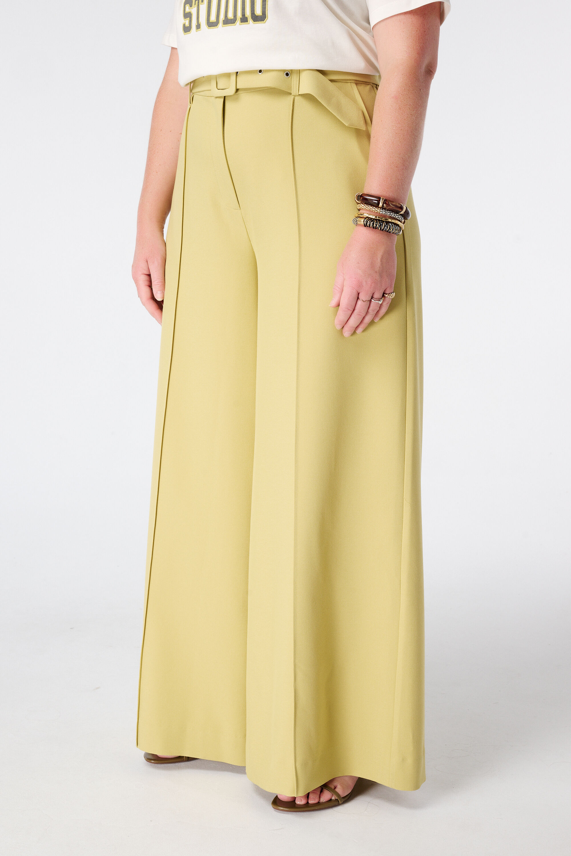 Wide leg broek met ceintuur image number 5