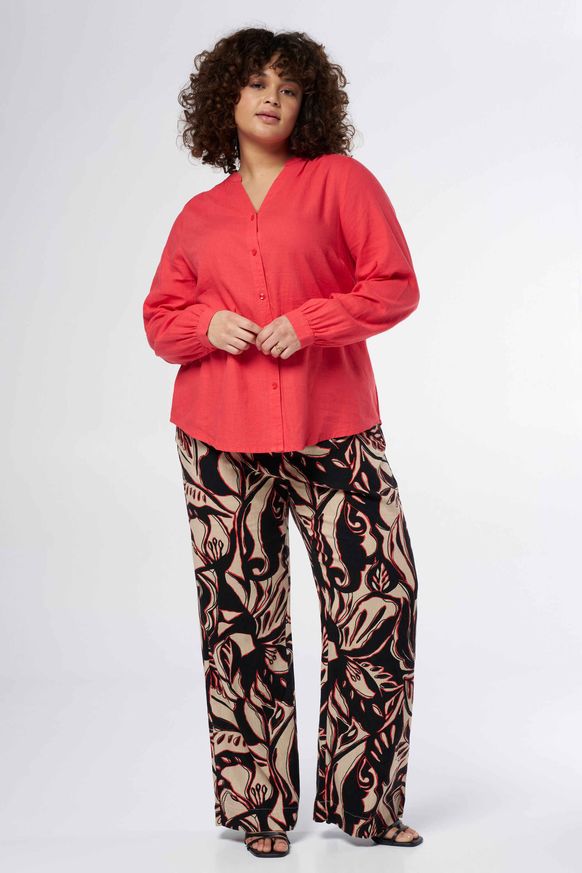 Linnen blouse met v-hals image number 5