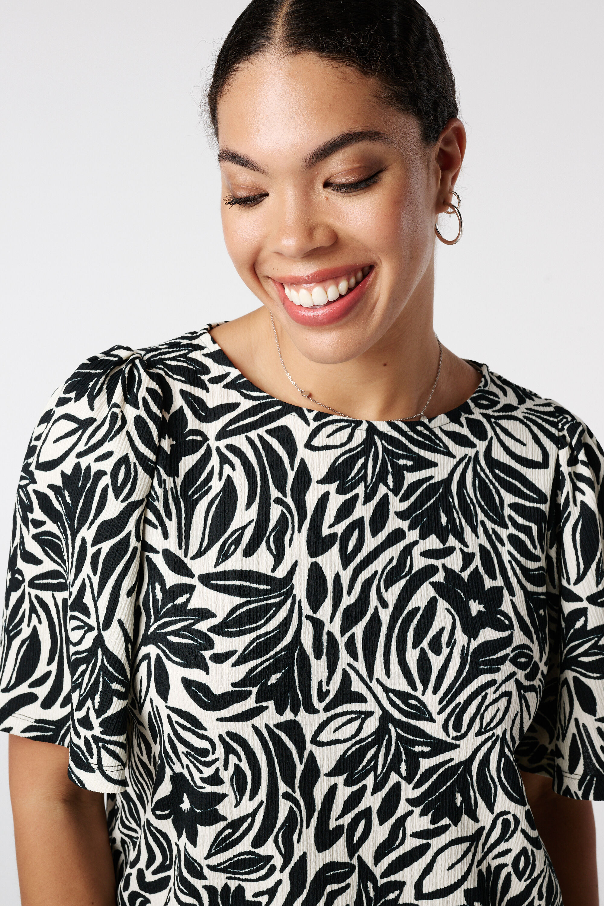 Top met print image number 4