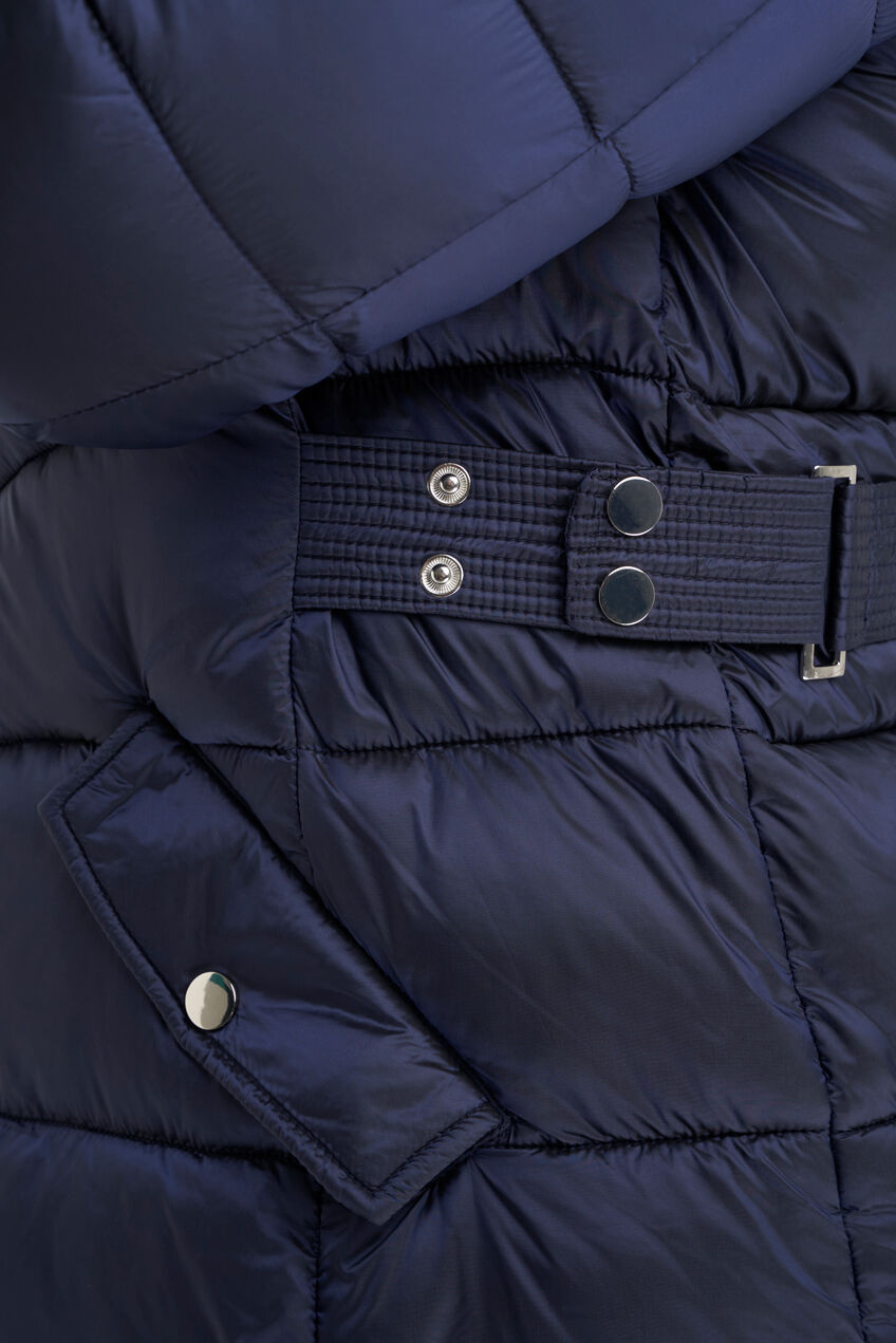 Gewatteerde jas met capuchon image number 5