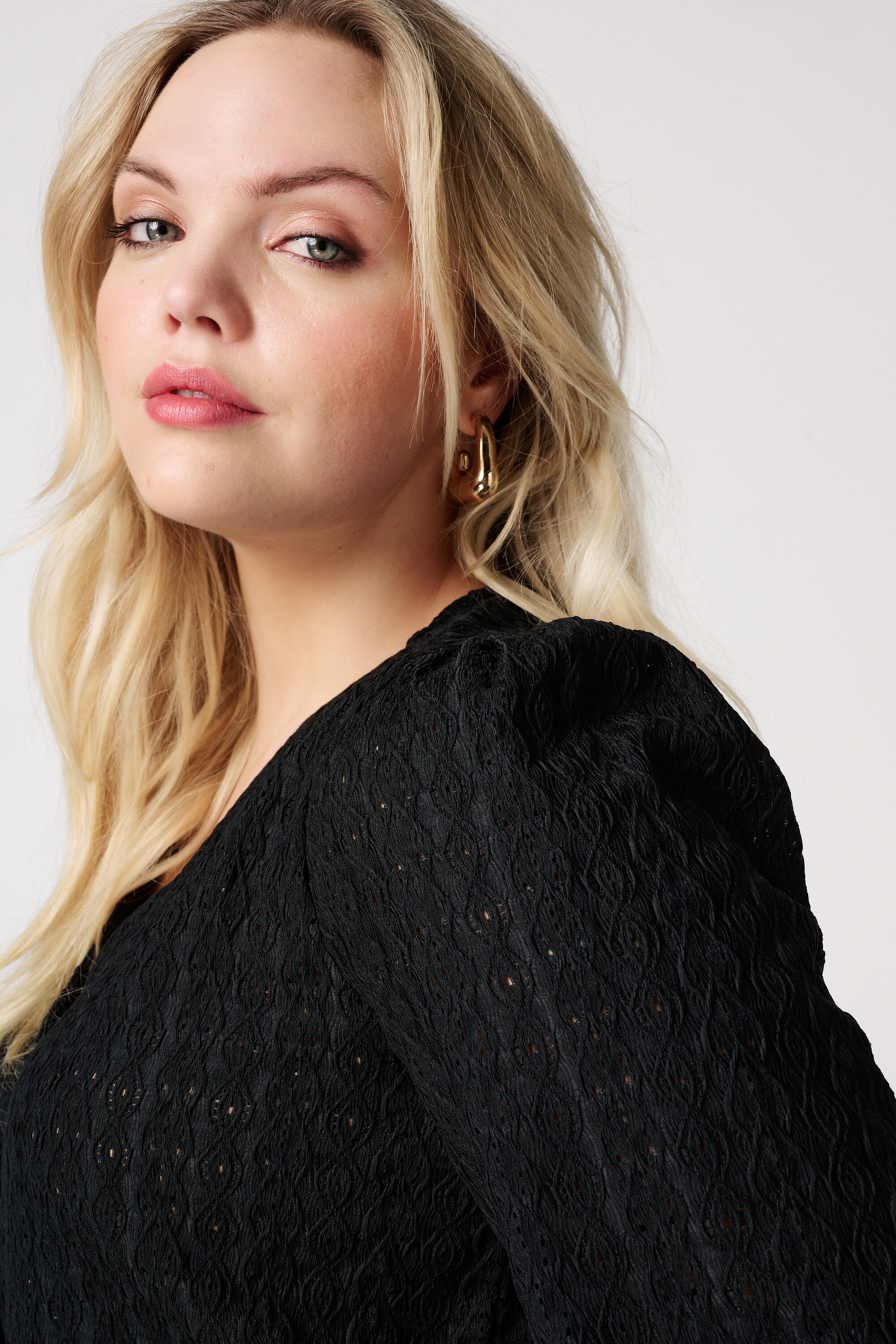 Top met broderie image number 4