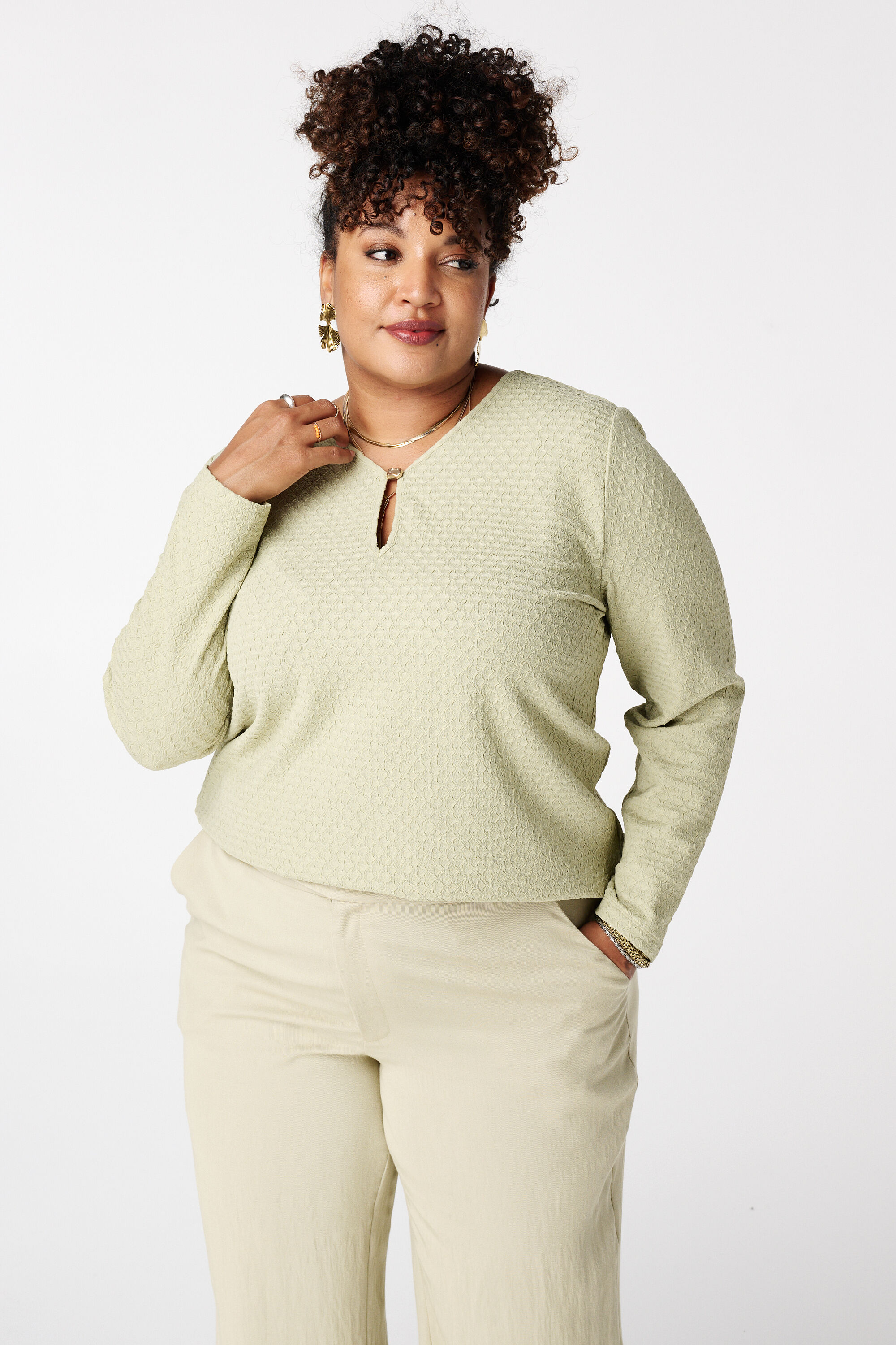 Top met opengewerkt detail