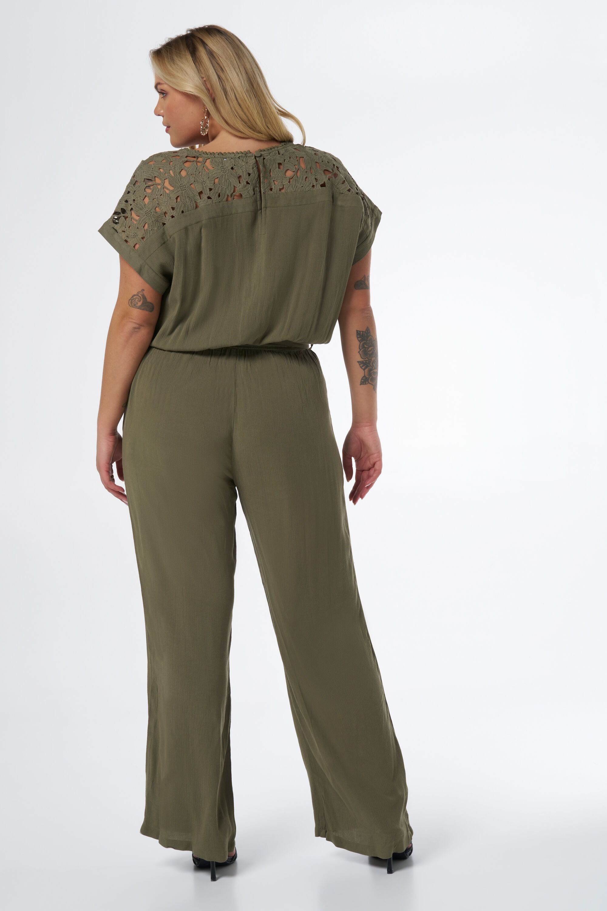 Jumpsuit met details image number 3