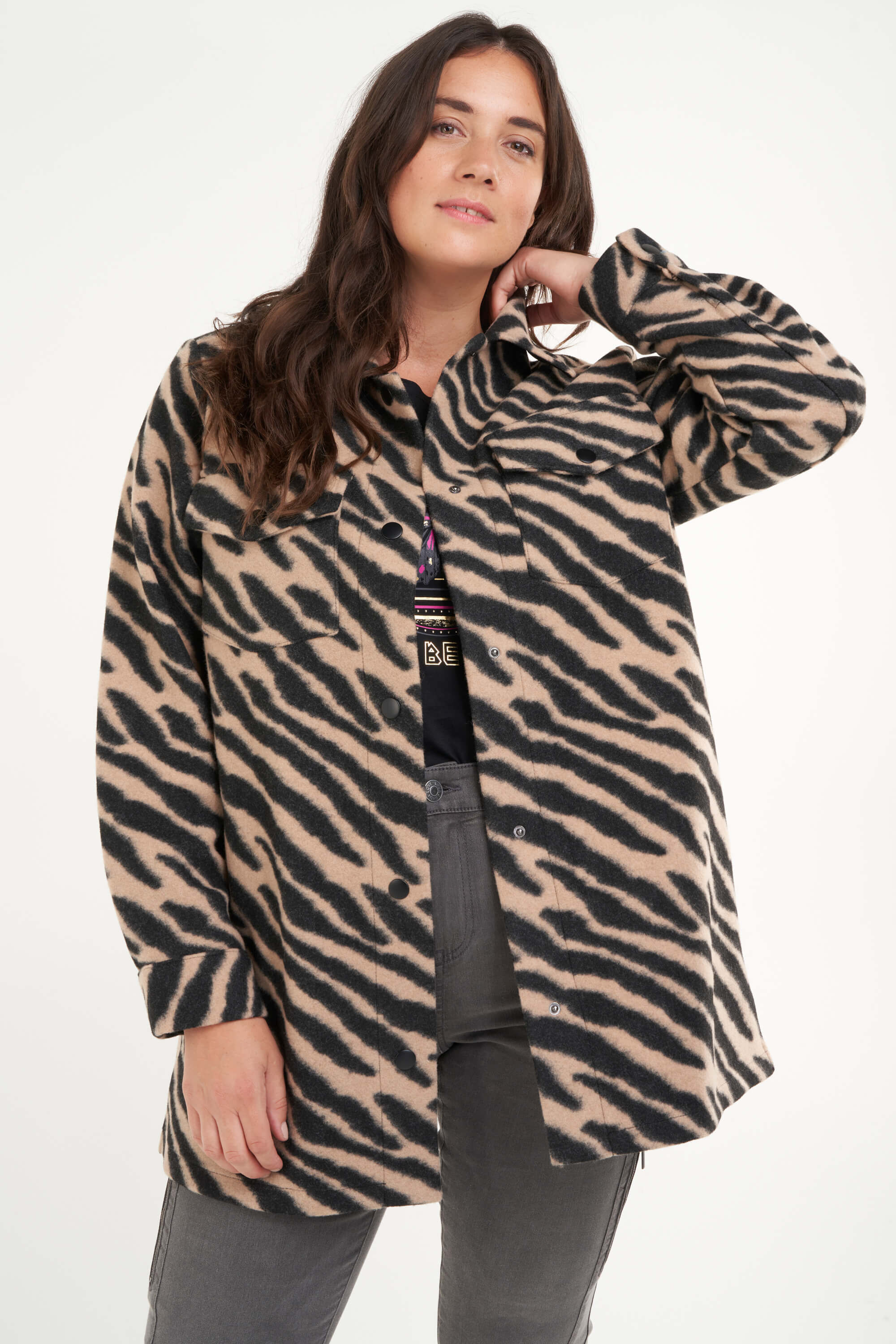 Shacket met zebraprint image number 4