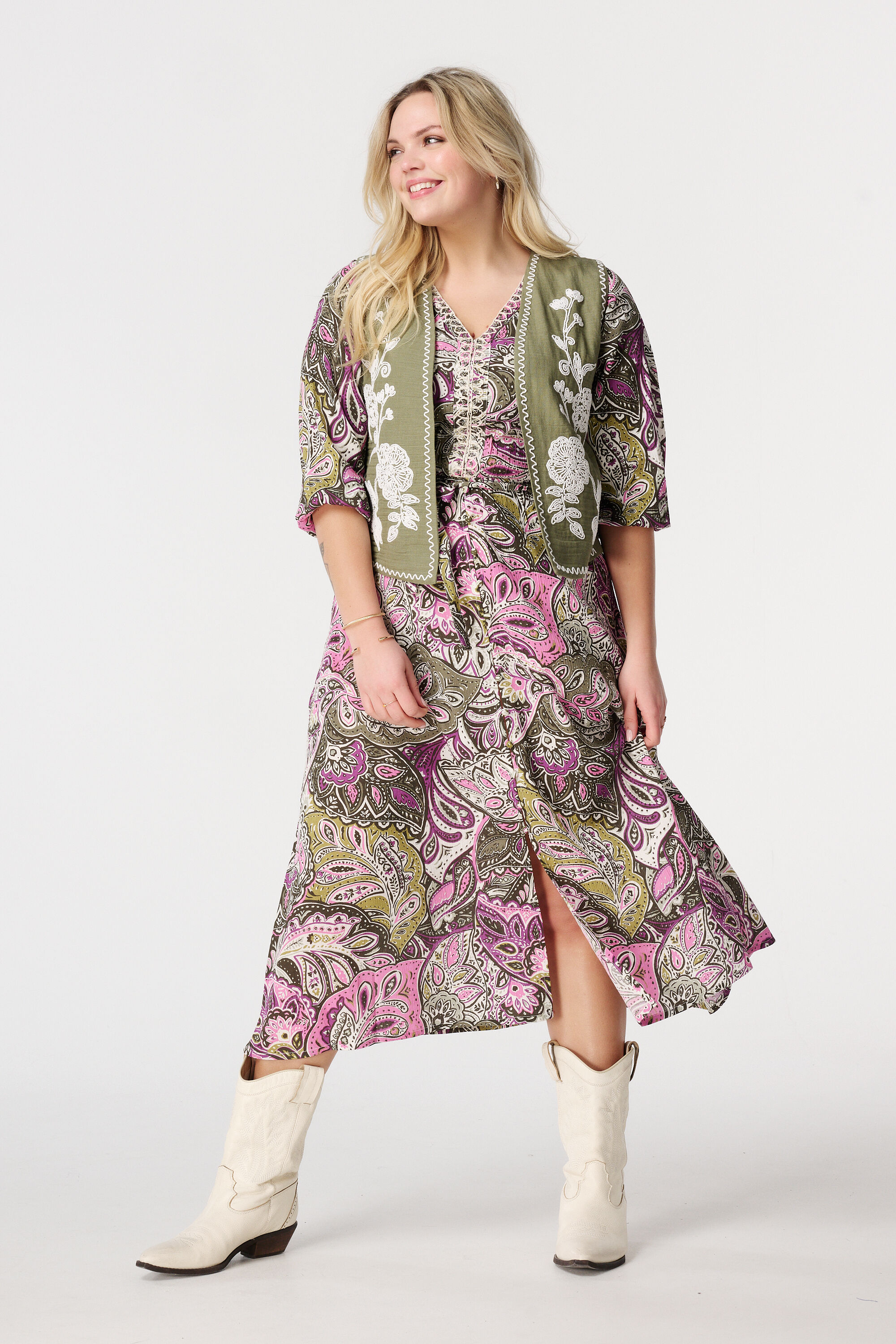 Gilet met borduursels  image number 5