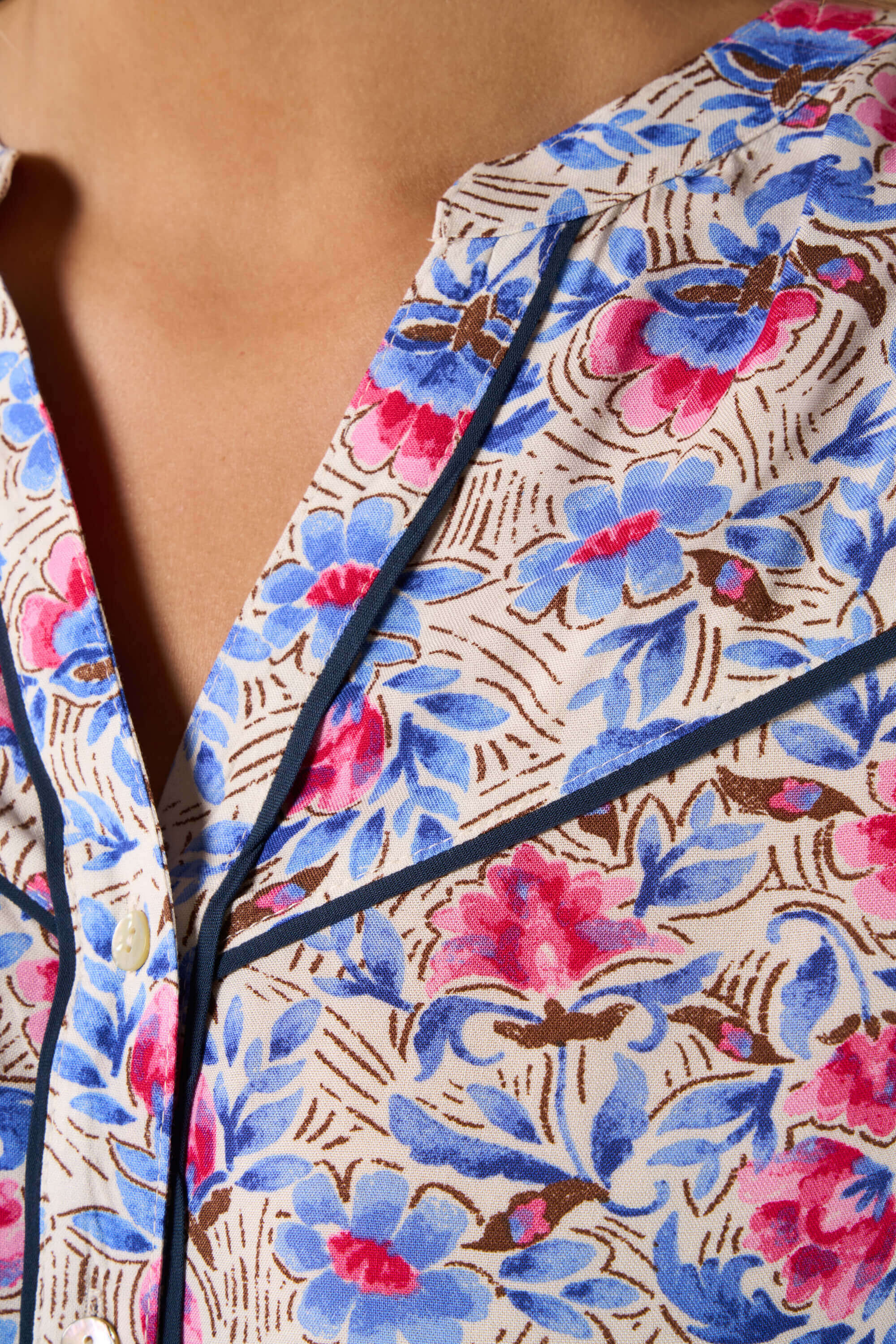 Blouse met ballonmouwen image number 4