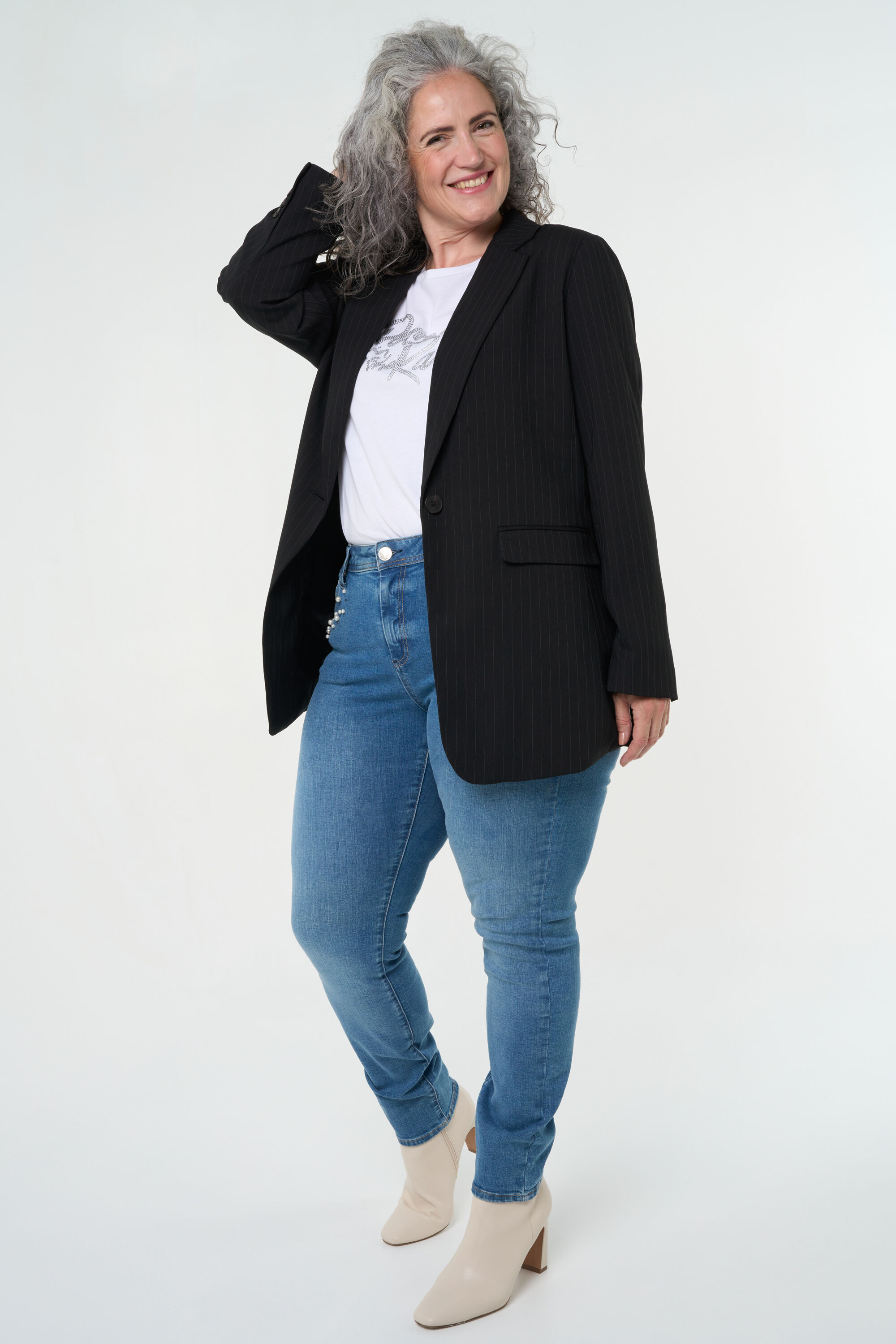 Slim jeans met parels image number 7