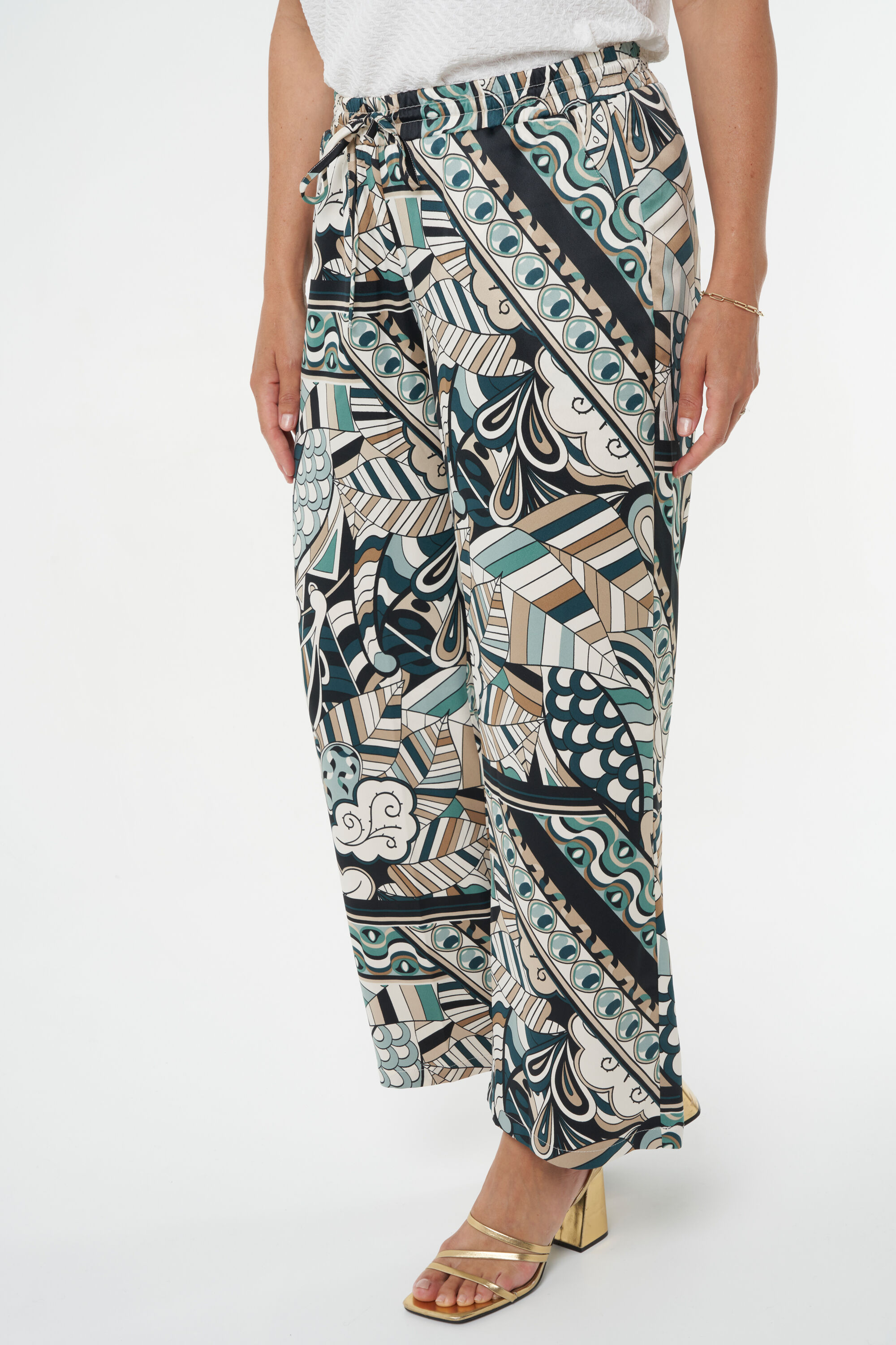 Broek met wijde pijpen image number 6