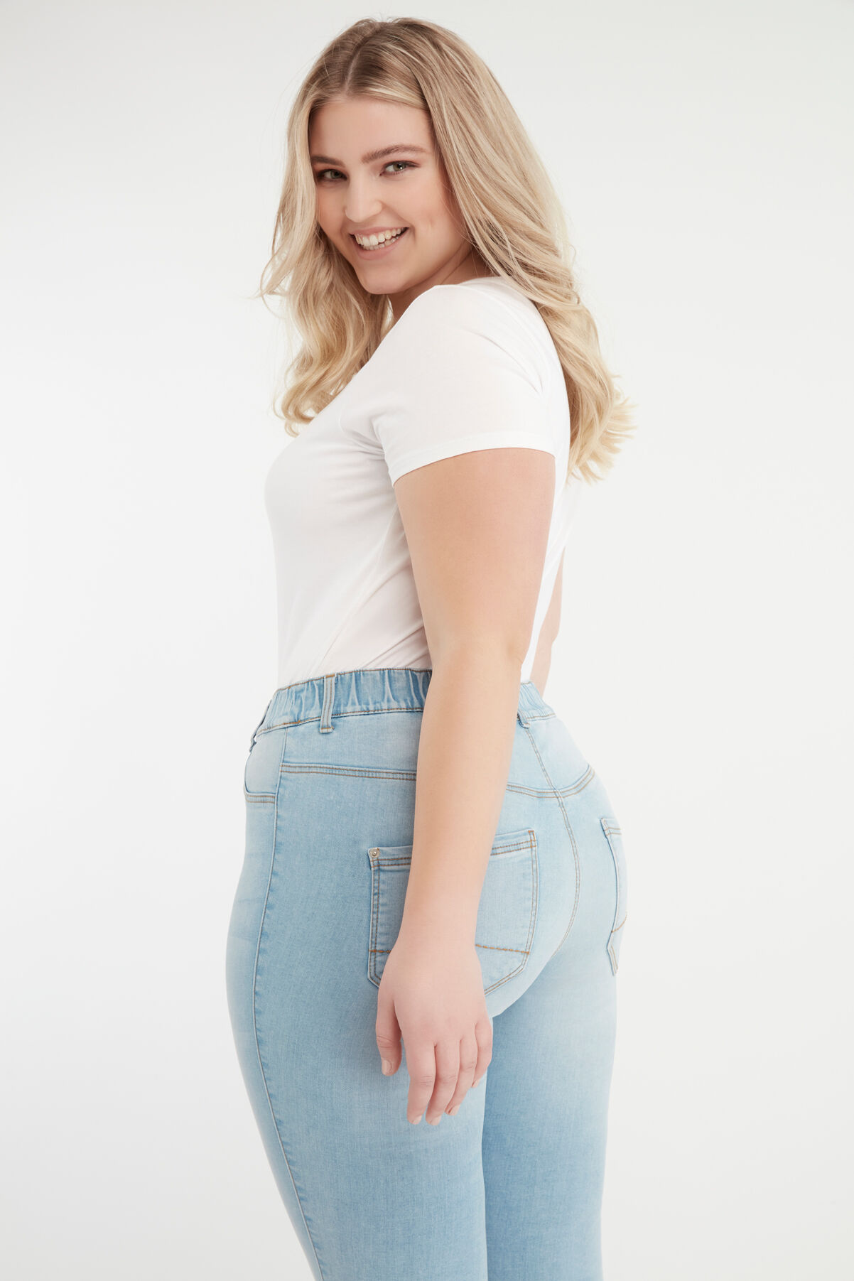 Slim fit tregging POPPY image number 4