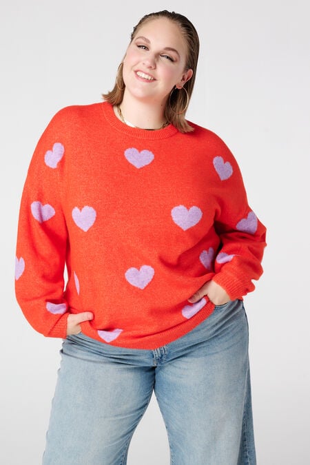 Gebreide trui met hartjespatroon Gebreide trui met hartjespatroon