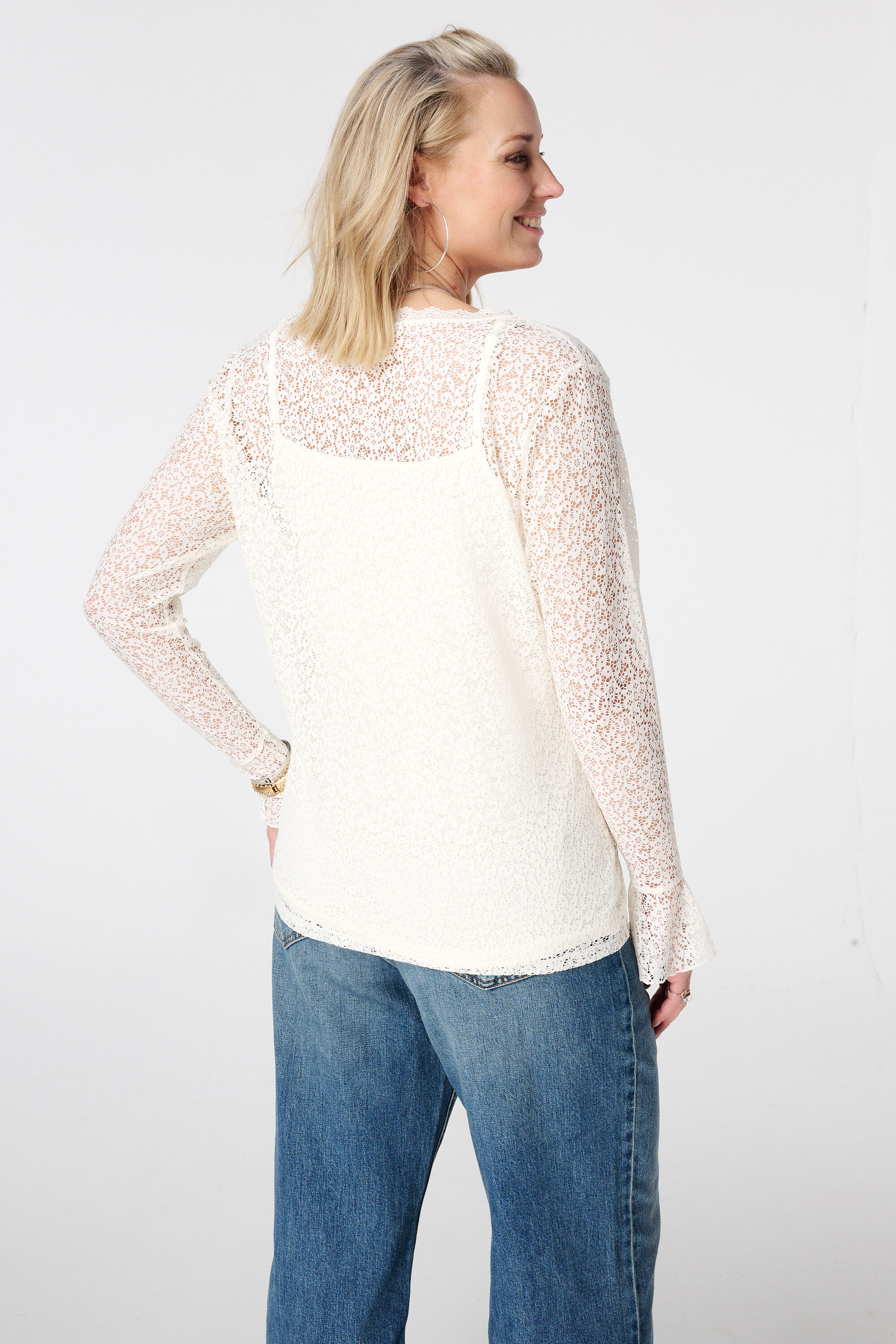 Kanten top met trompetmouwen image number 3