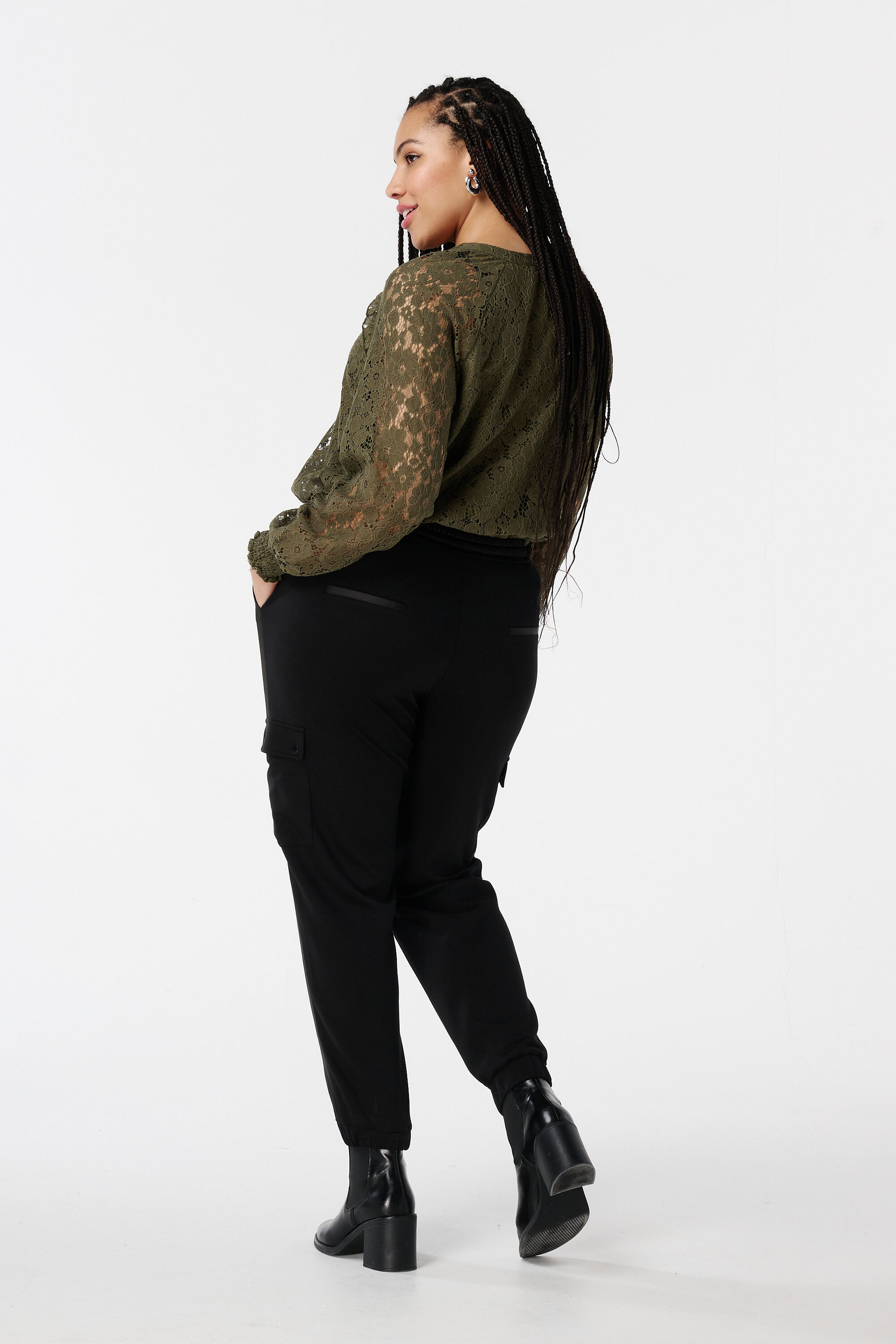 Sweatbroek met zakken image number 3