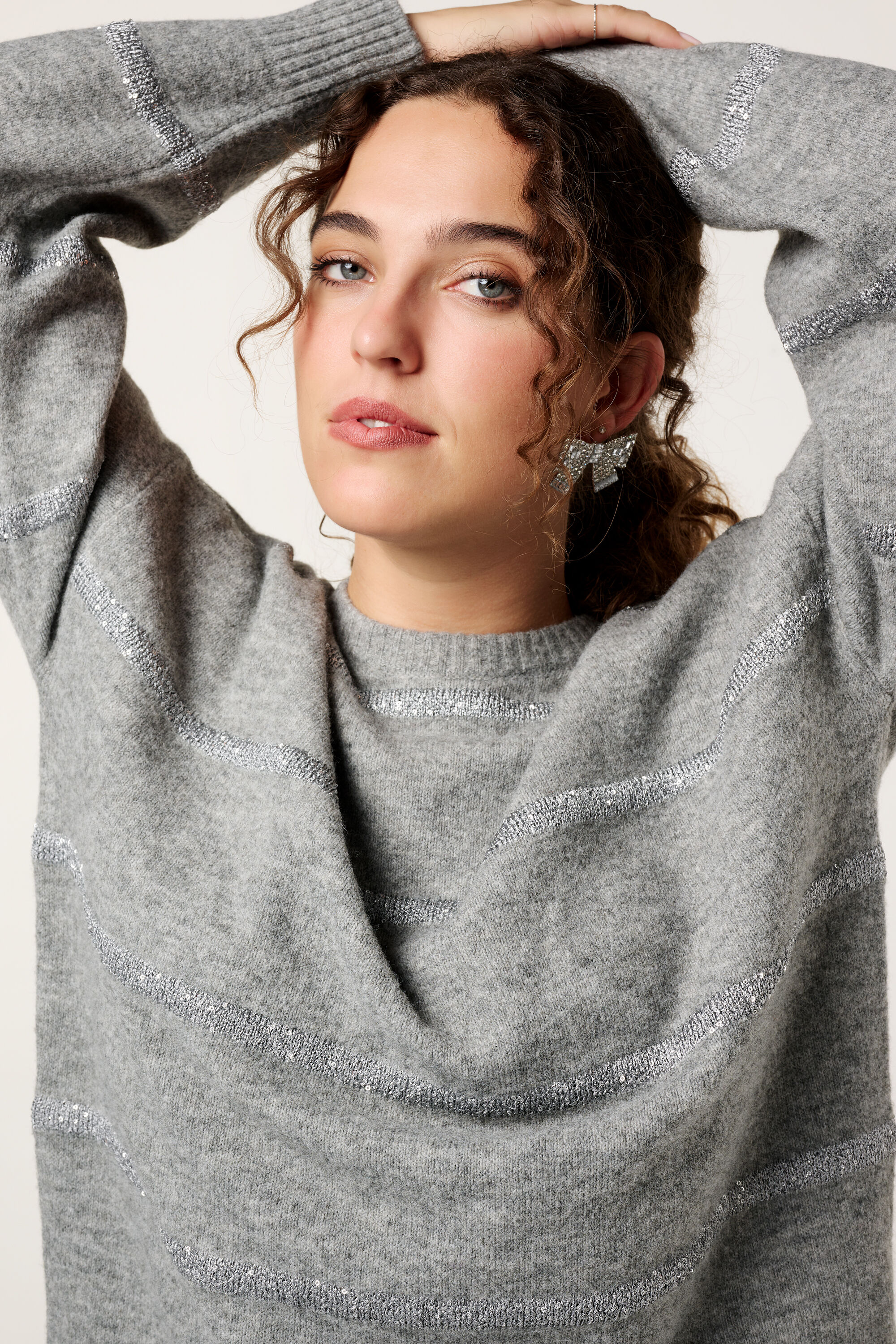 Trui met glitter strepen image number 4