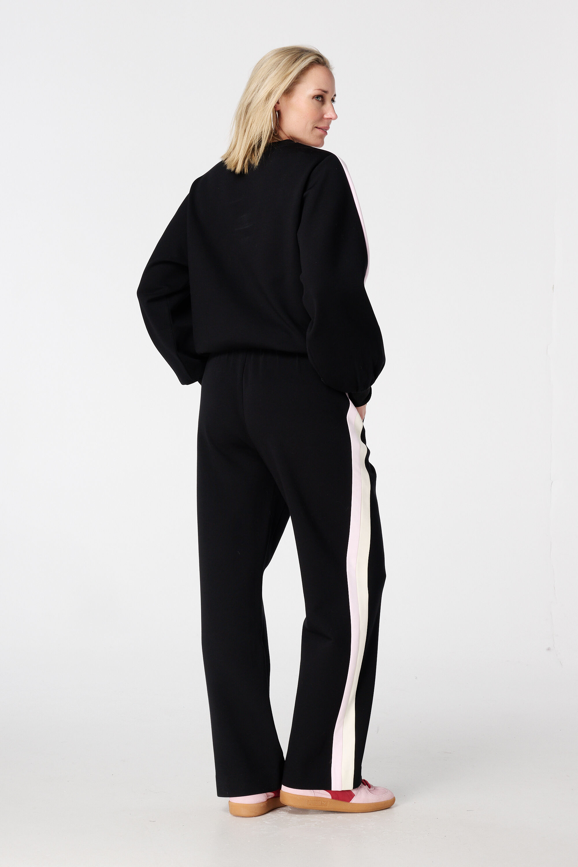 Broek met zijstreep image number 3