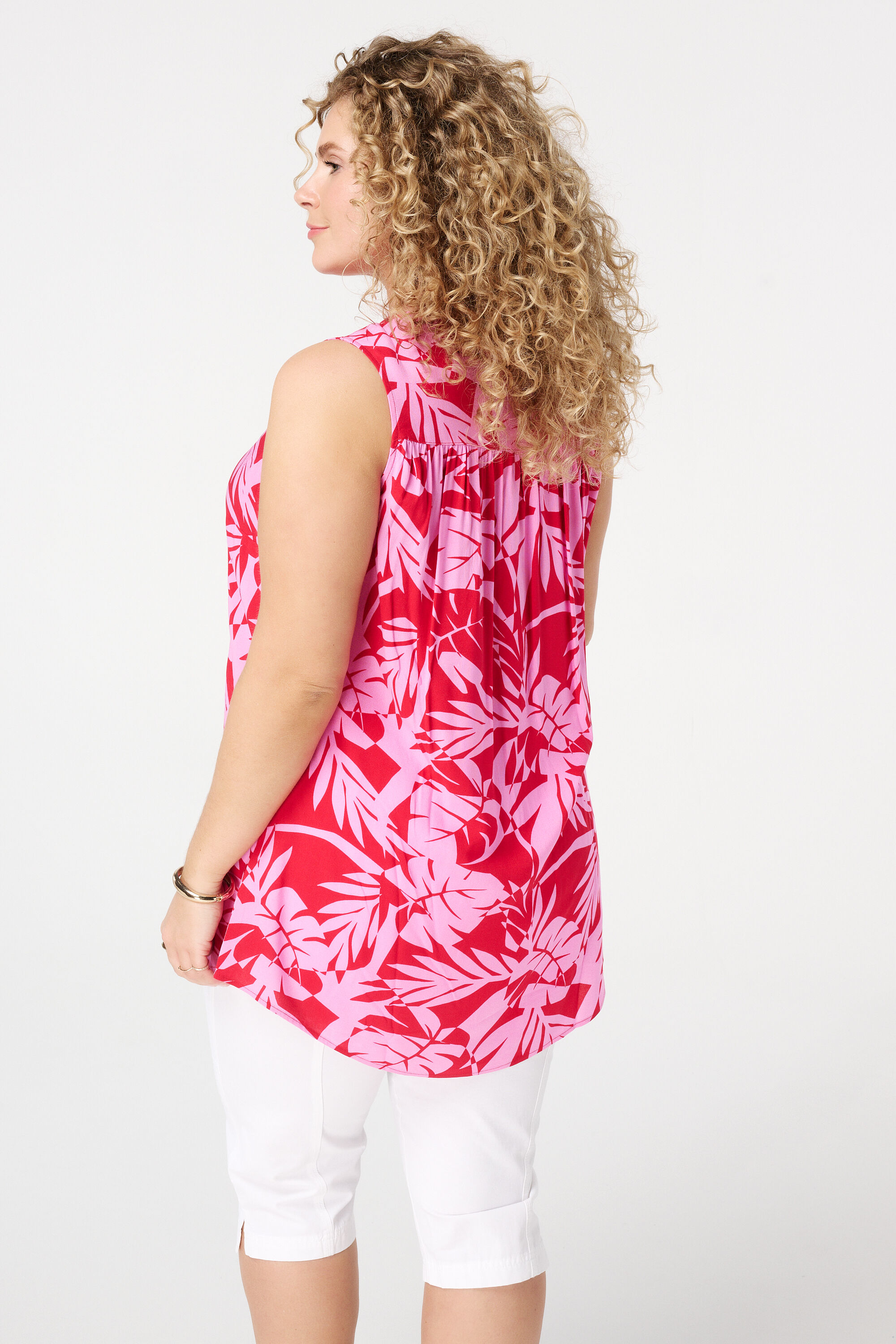 Mouwloze blouse met v-hals image number 3