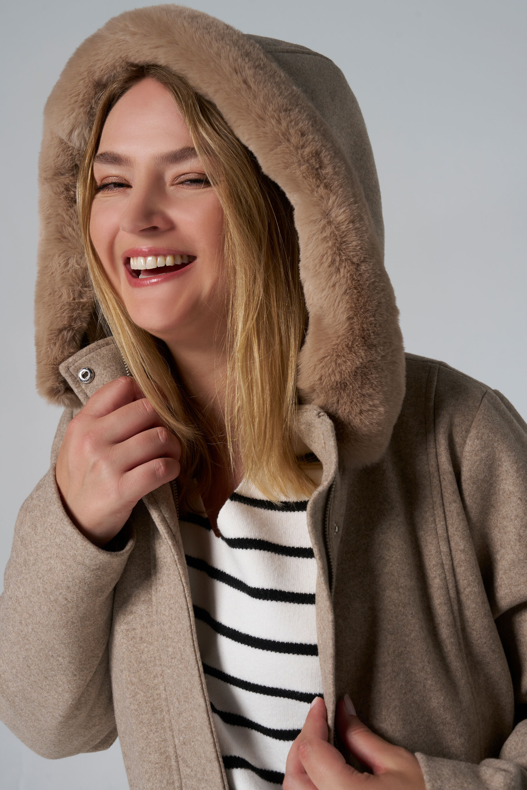 Jas met kraag van imitatiebont image number 4