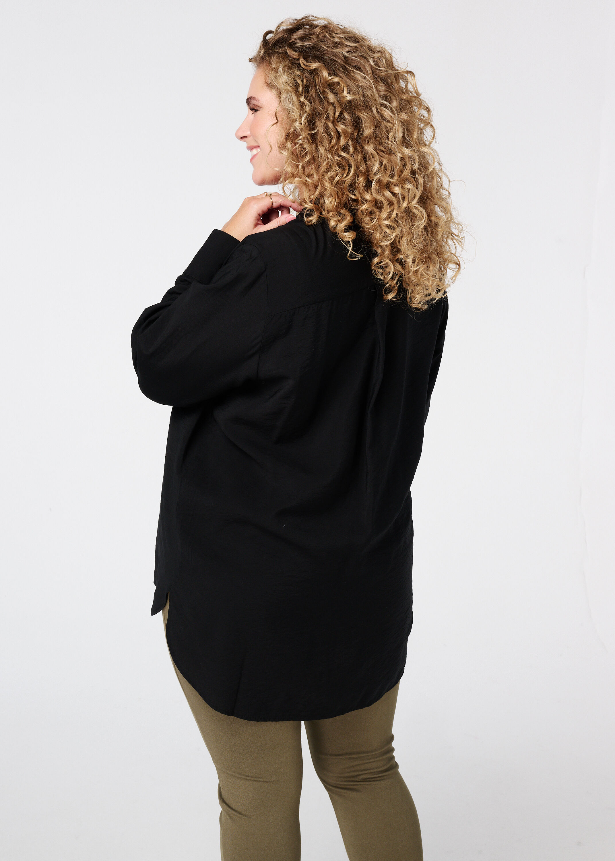 Halflange blouse met sier zakken image number 3