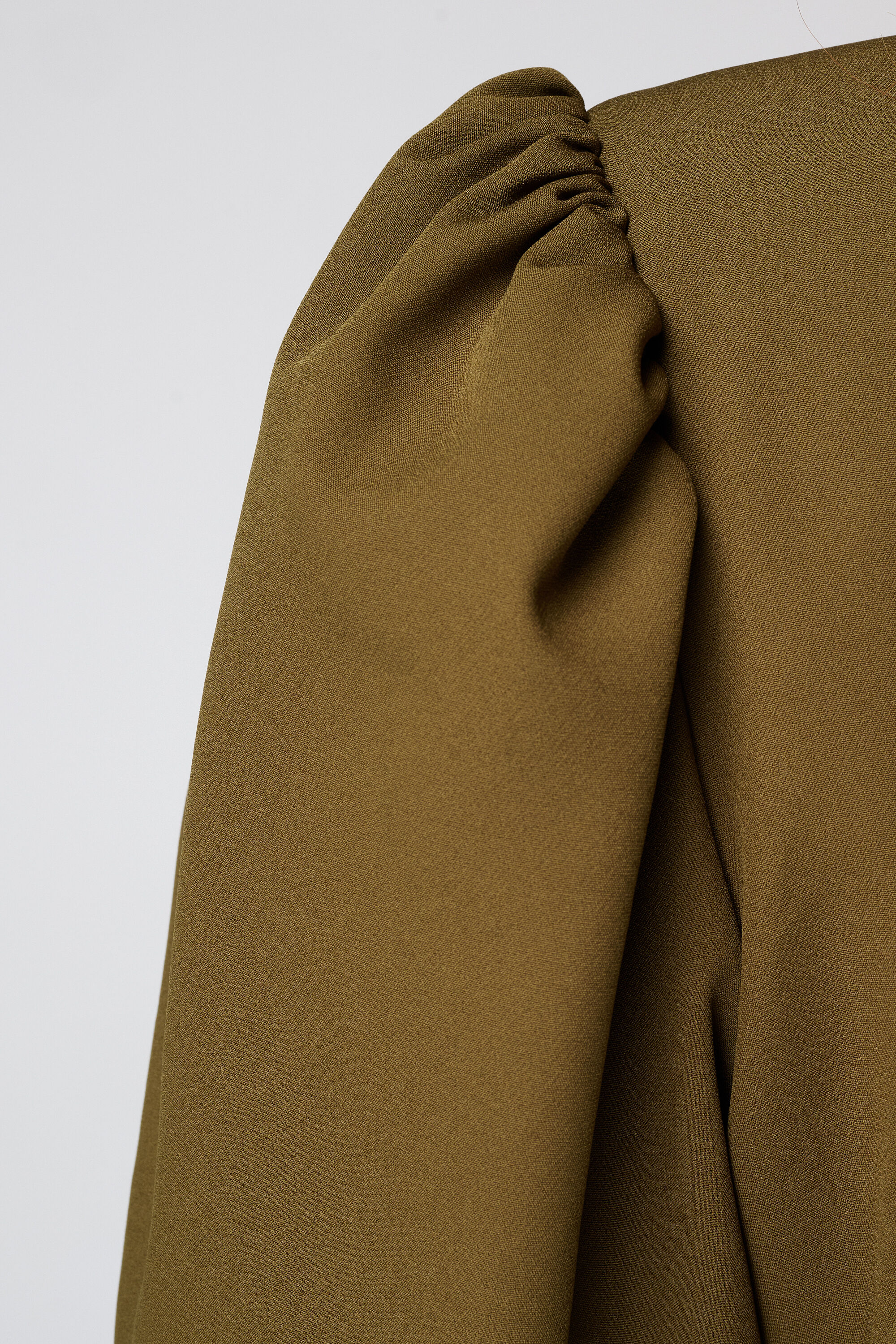 Korte blazer met pofmouw image number 4