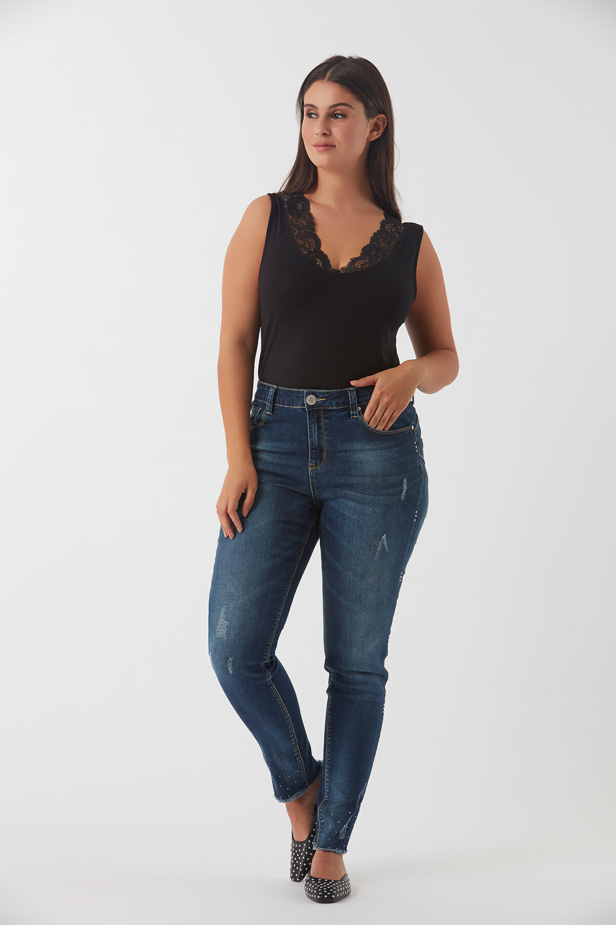 BOTTOM LIFT jeans met strass stenen image number 5