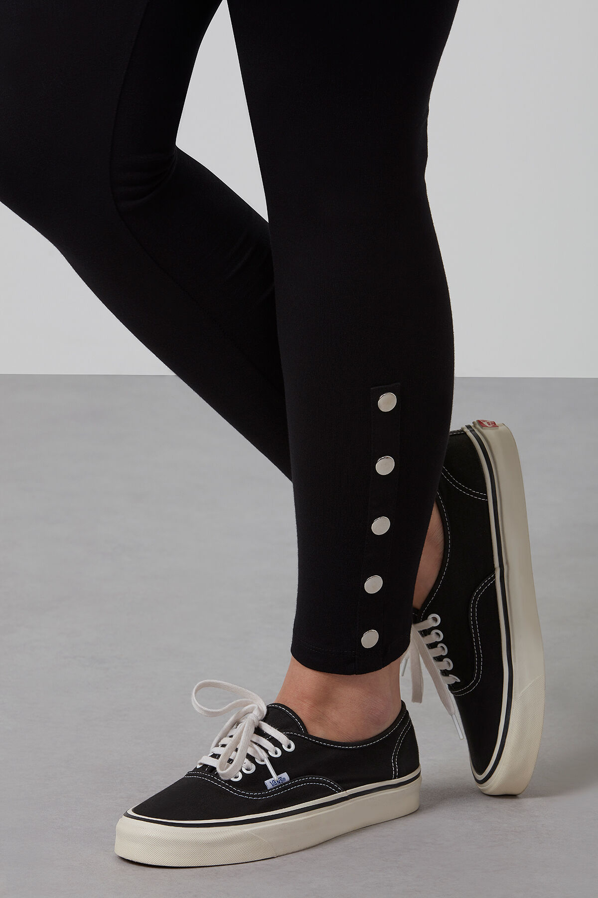 Legging met drukknopen image number 0