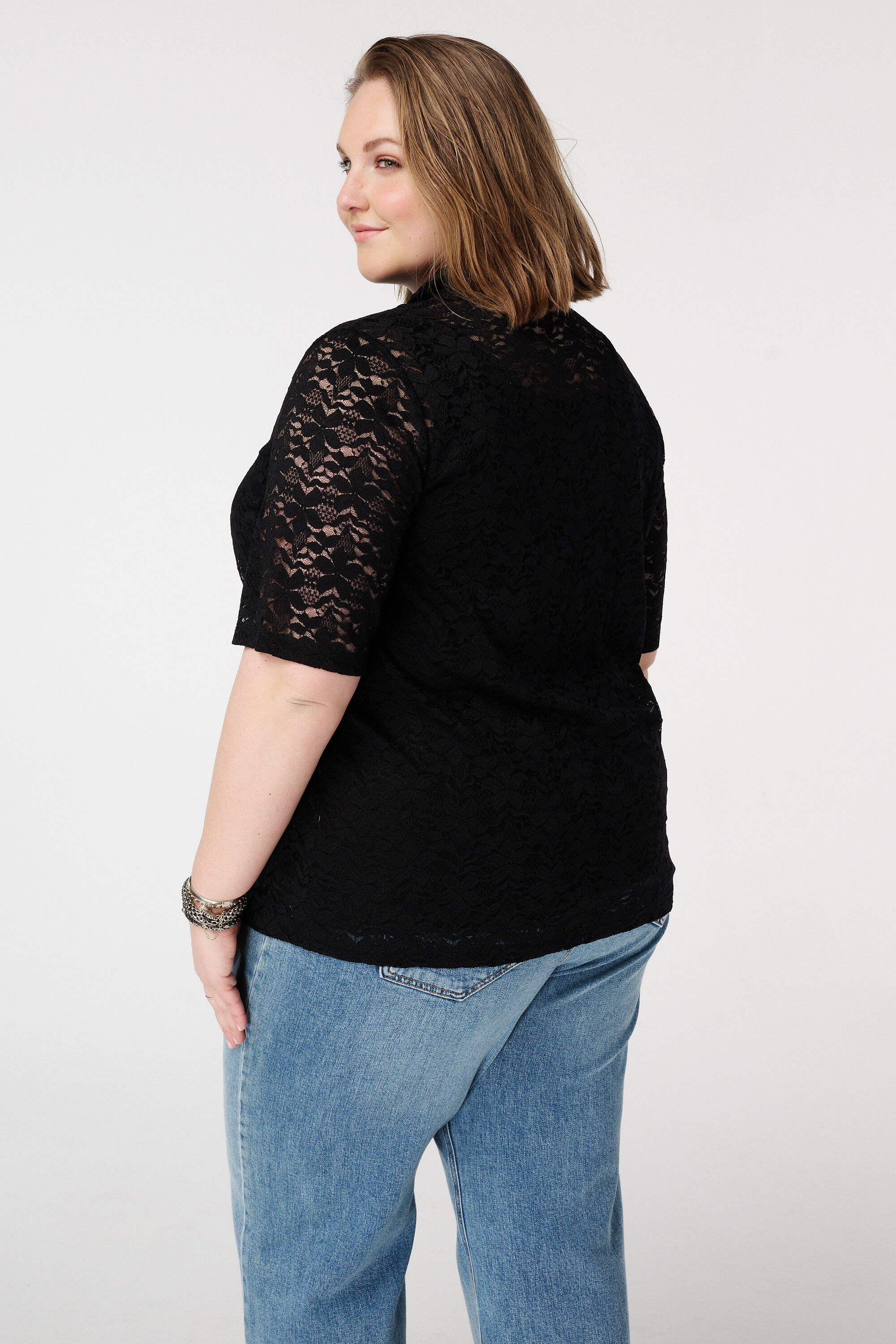 Kanten top met korte mouwen image number 3