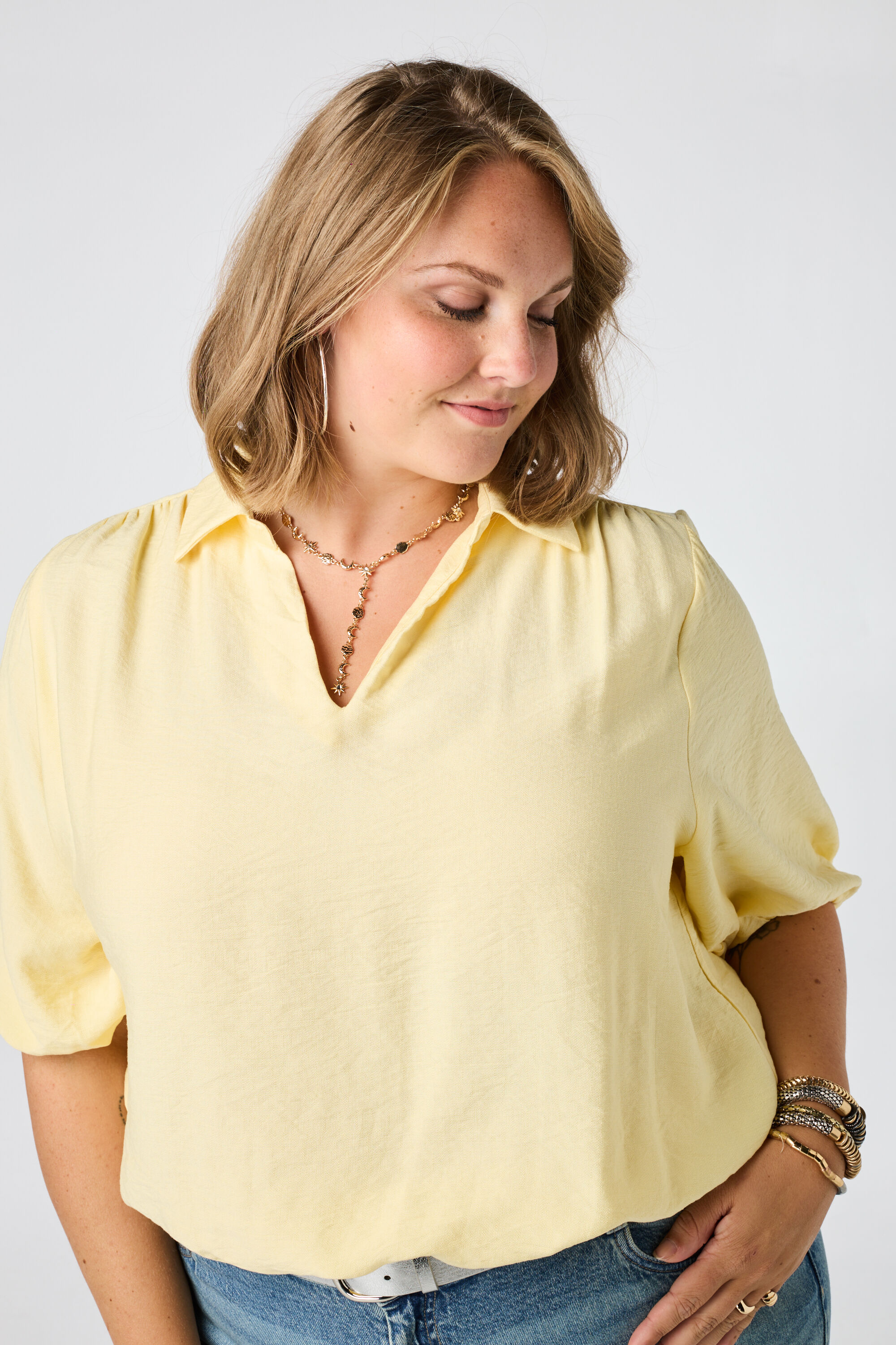 Blouse met pofmouwen image number 4
