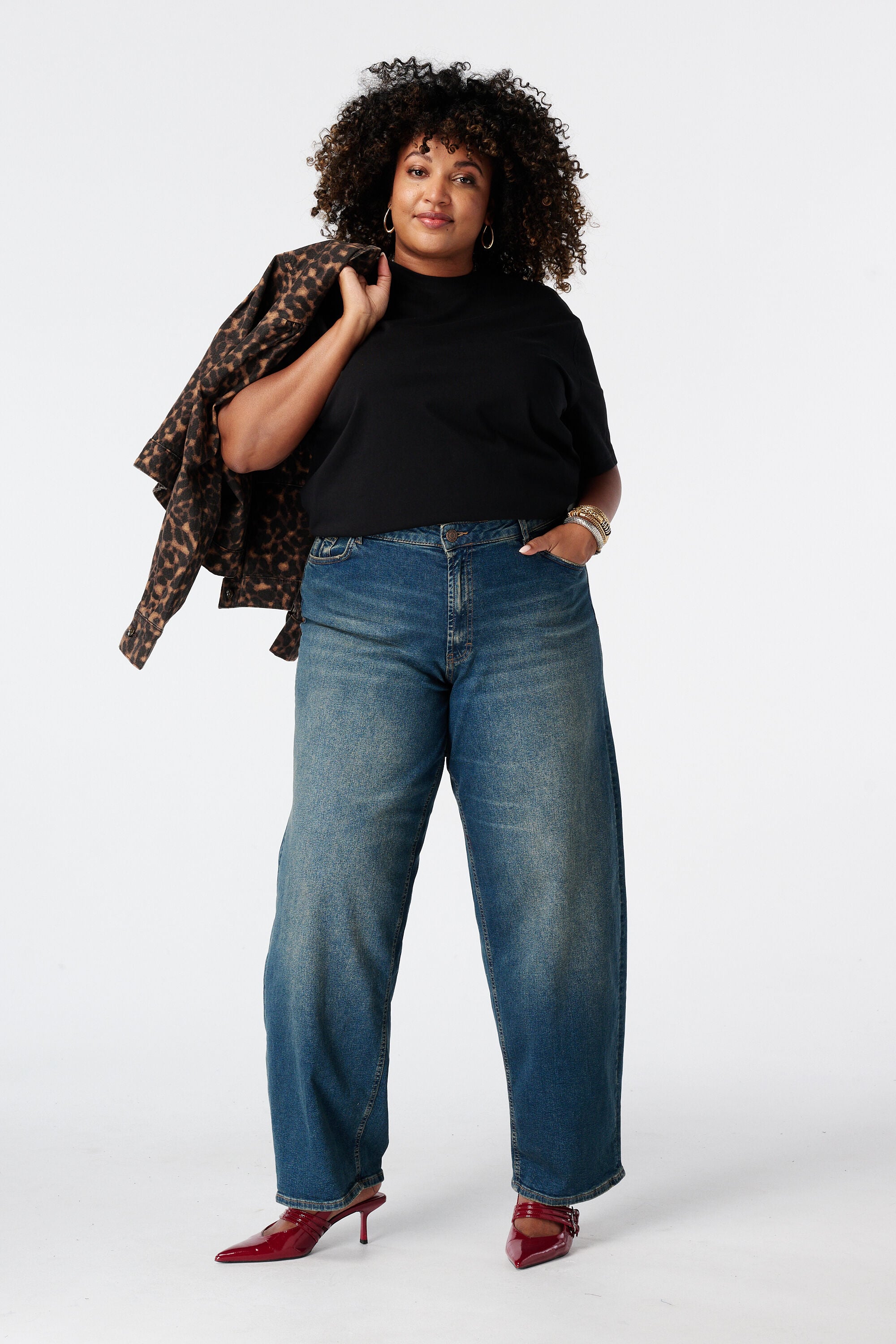 Wide leg jeans image number 0