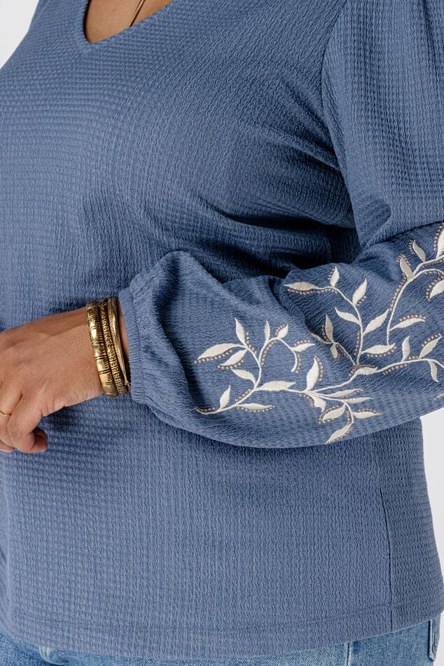 Top met borduursel image number 4