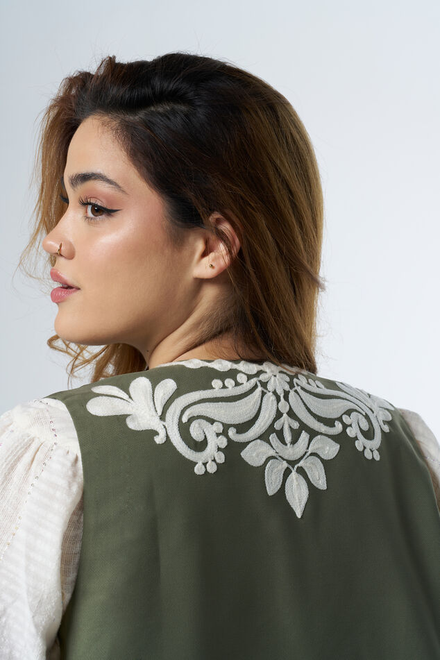 Gilet met borduursels image number 4