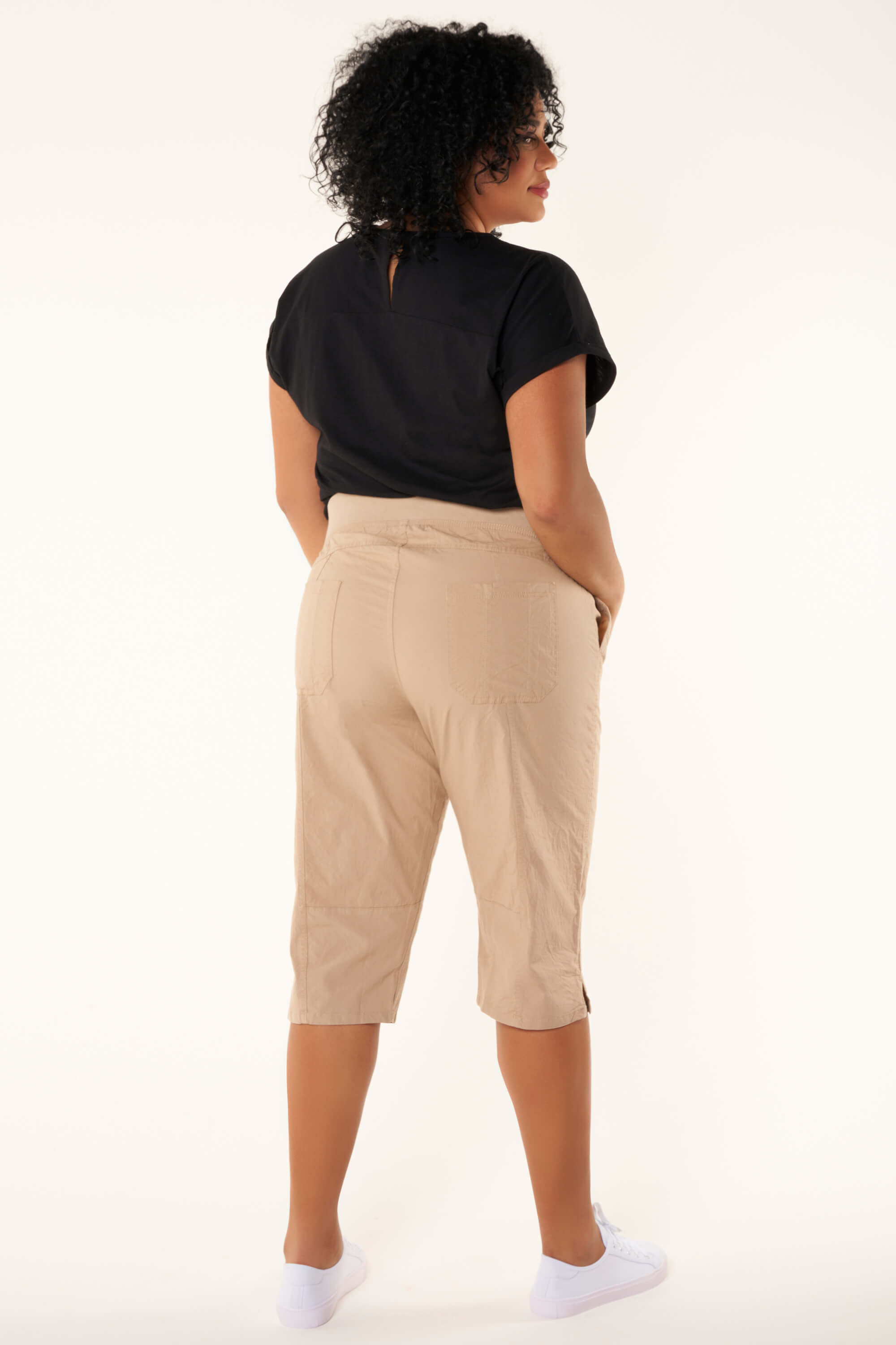 Capri  image number 3