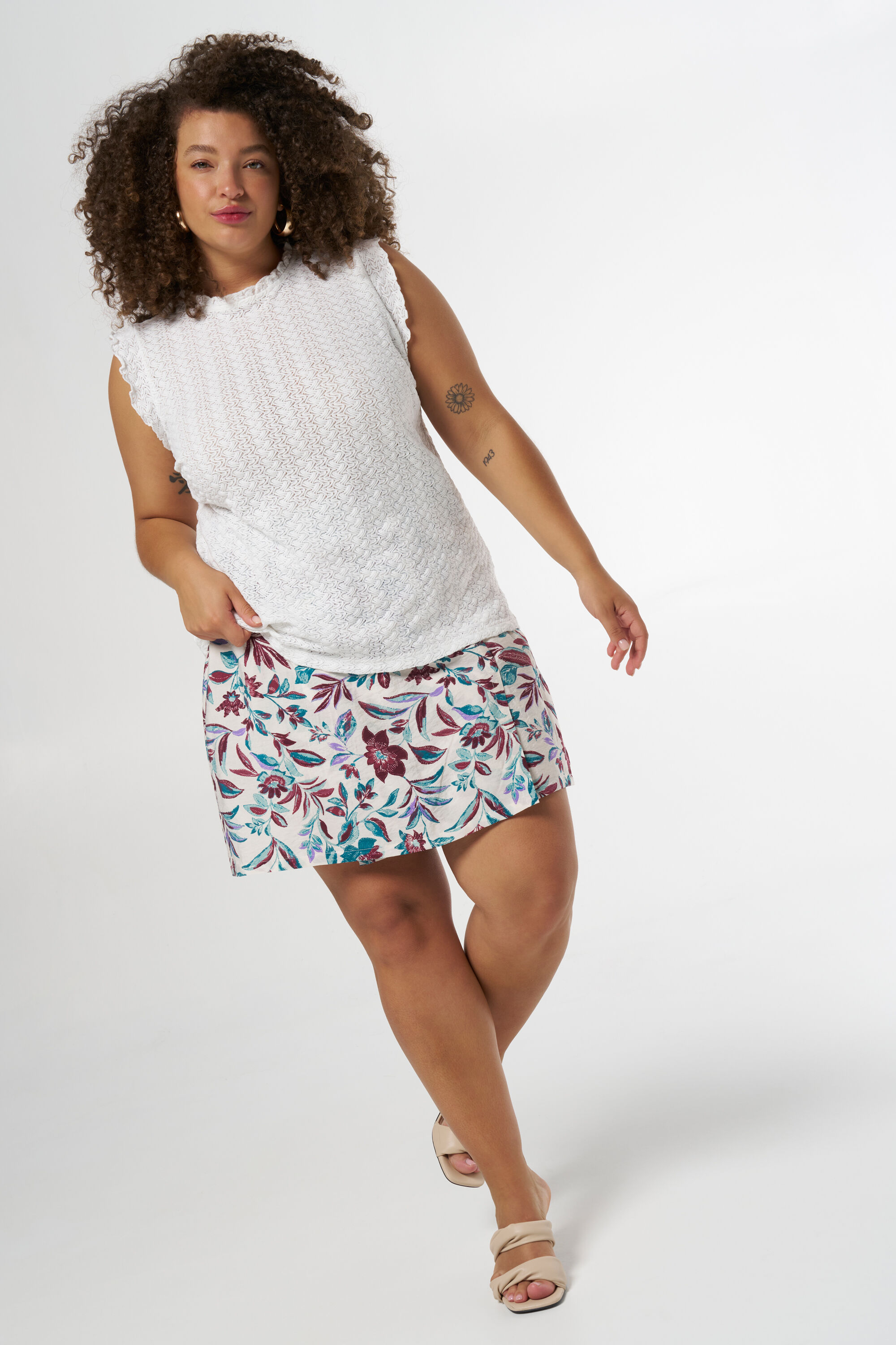 Top met structuur image number 5