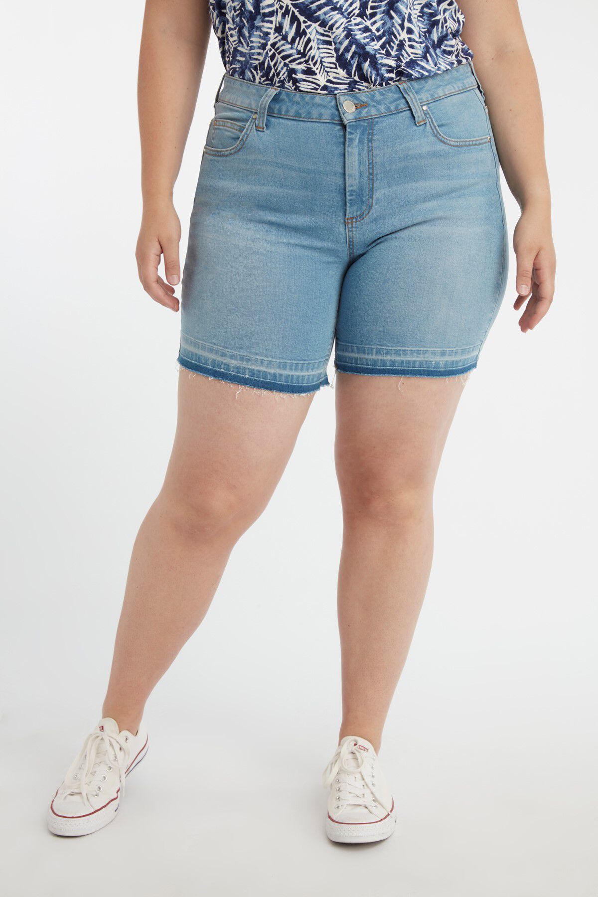 Denim short met rafelrandje image number 5