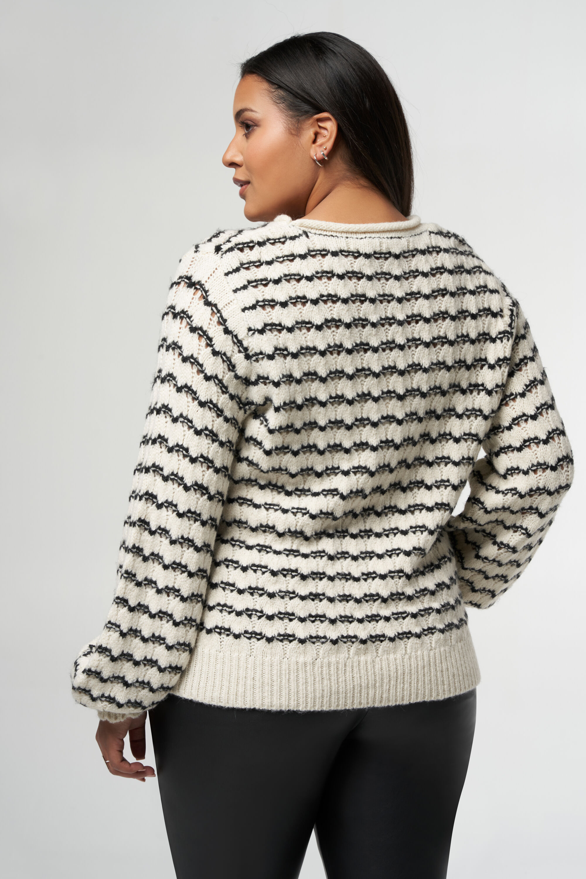 Gebreide trui met strepen image number 3