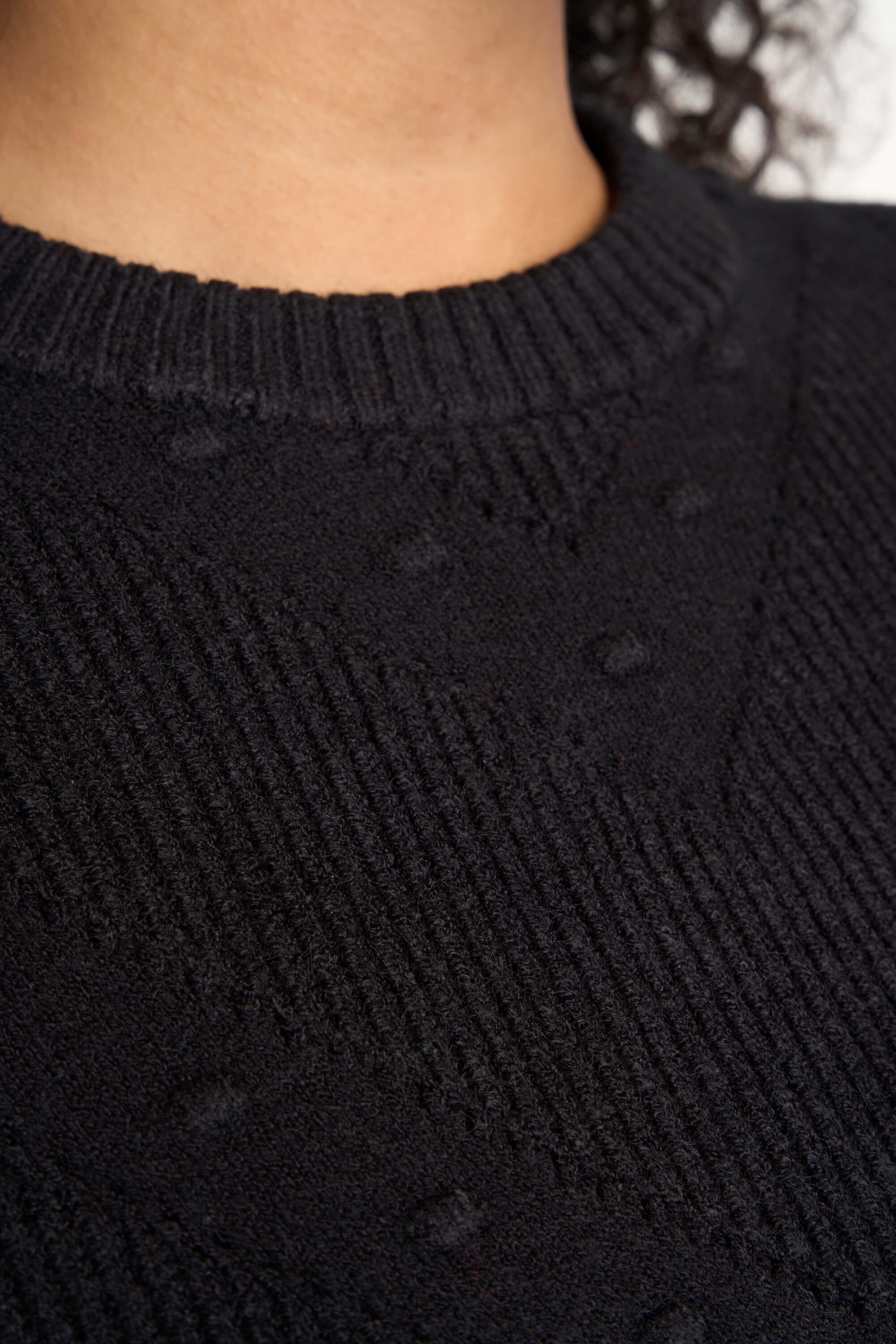 Grofgebreide trui image number 4