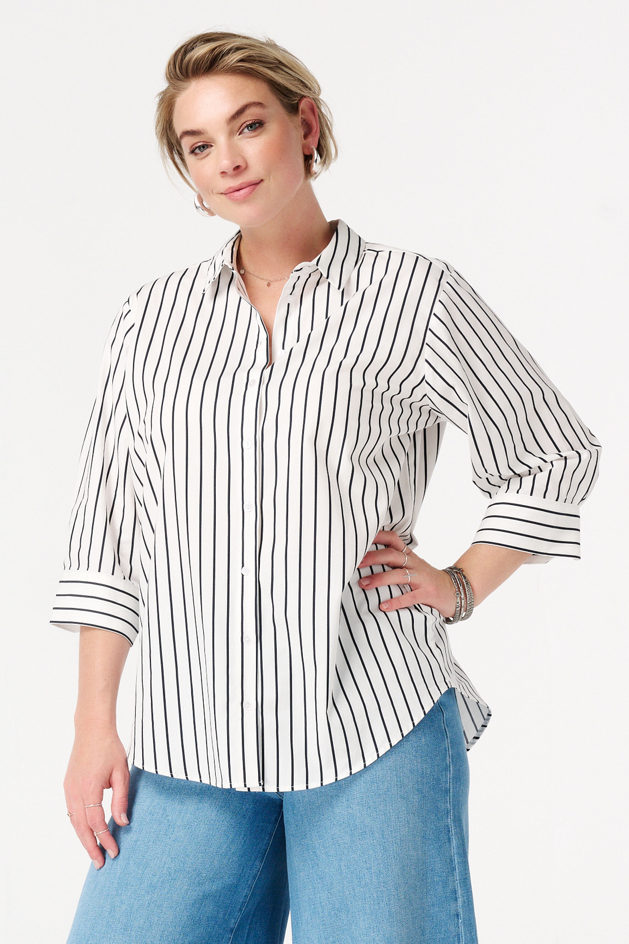Gestreepte blouse met korte mouwen image number 5