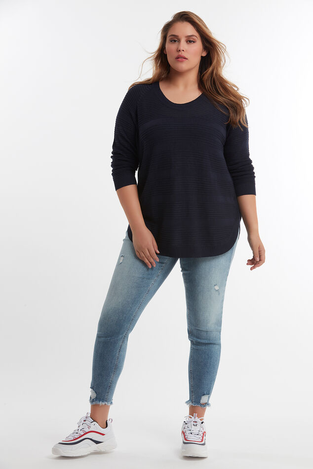 Skinny leg jeans  image number 4